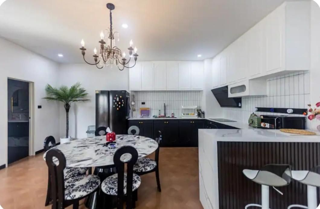 Lune&palm Pool - 6 Bedrooms With Their Own Bathrooms Pool Villa, Near Arcadia Villa *