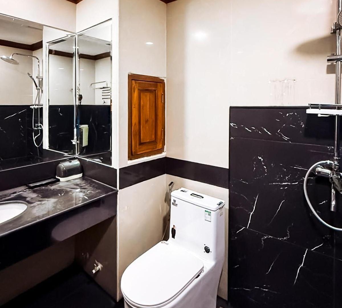 Hotel Silvertone 4*