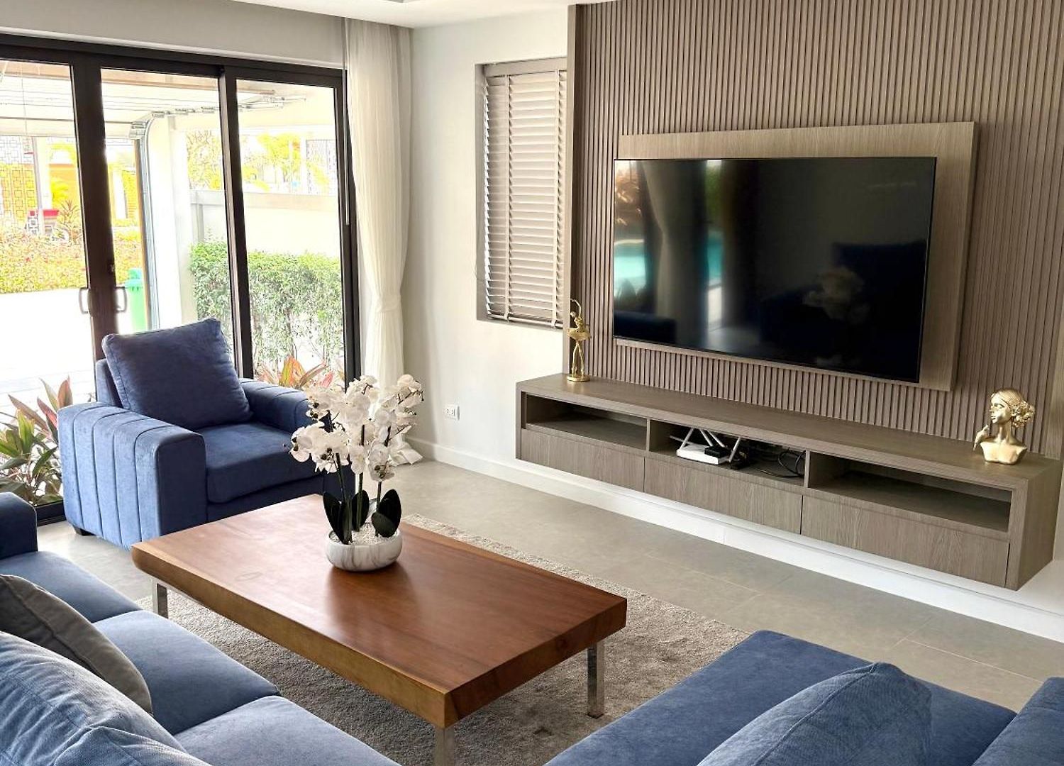 Zensiri Luxury Privat Pool Prime Midtown Villa *