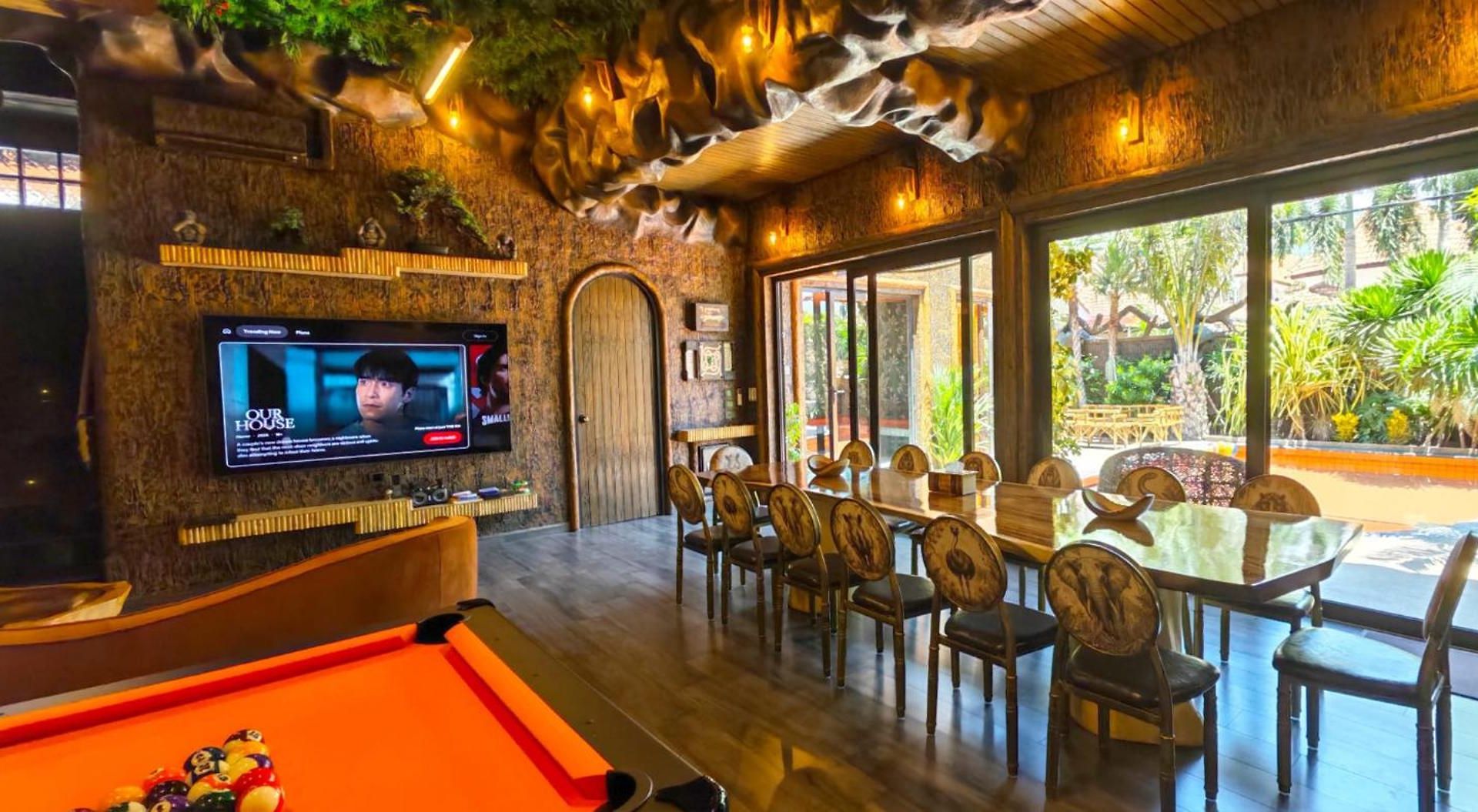 Manjiland Luxury Pool Walking Street * Pattaya