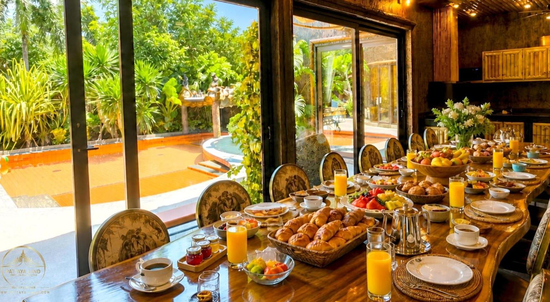 Manjiland Luxury Pool Walking Street Villa *