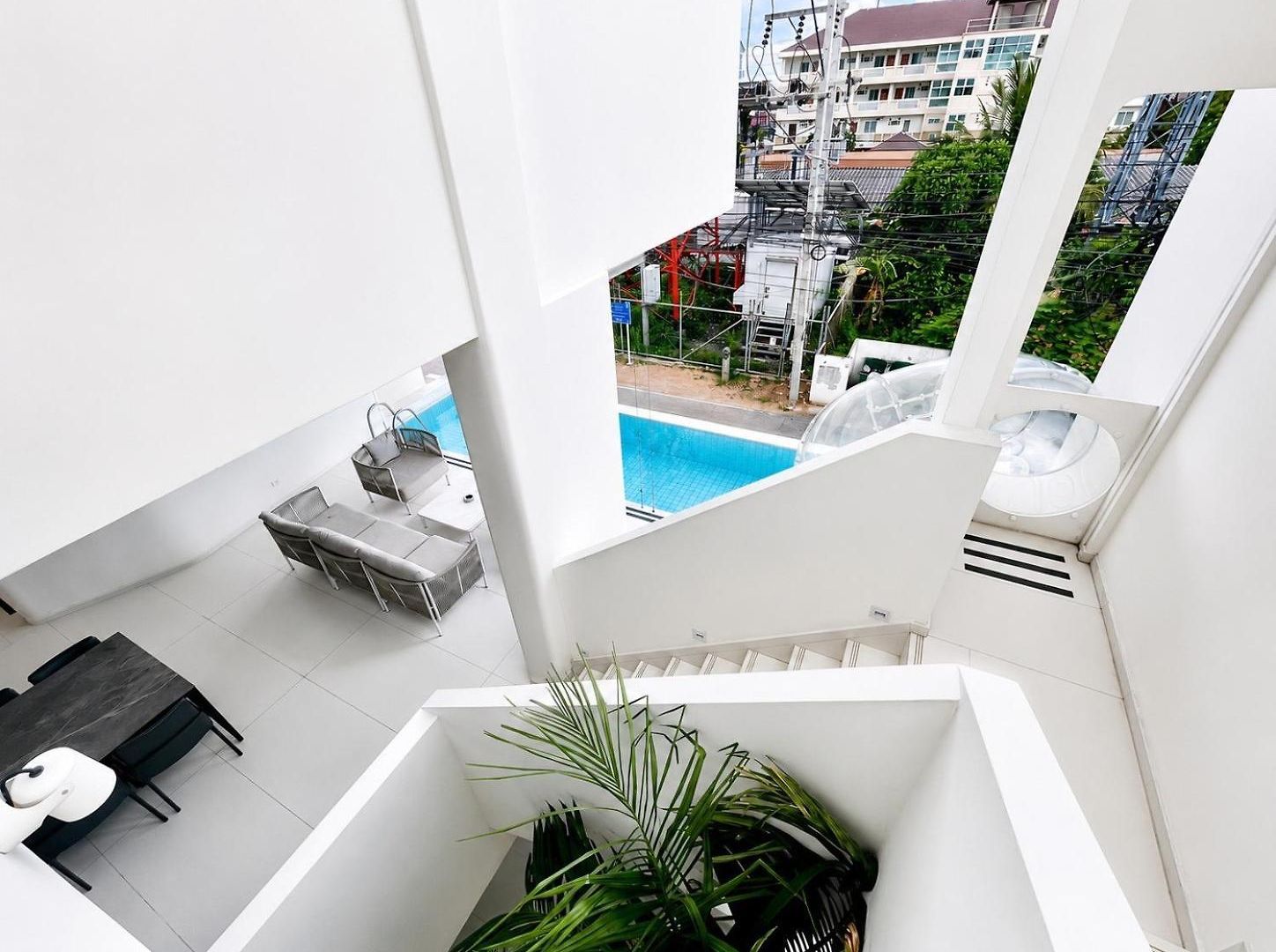 Happy House Pool Villa Pattaya
