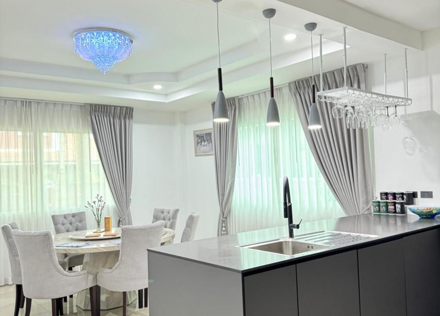 Lion Queen 5-bedroom Pool Pattaya