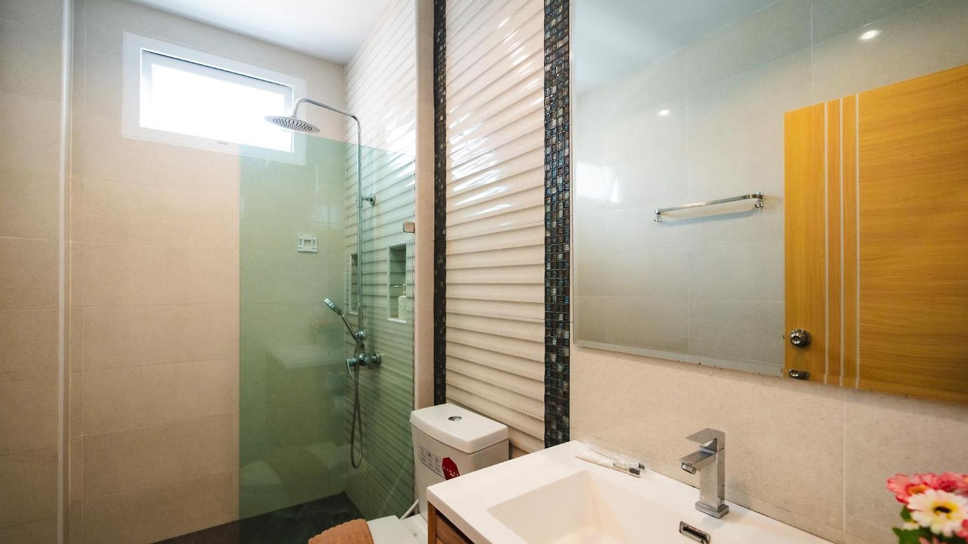 Villa Lagoon 8bhk Luxury Pool Pattaya