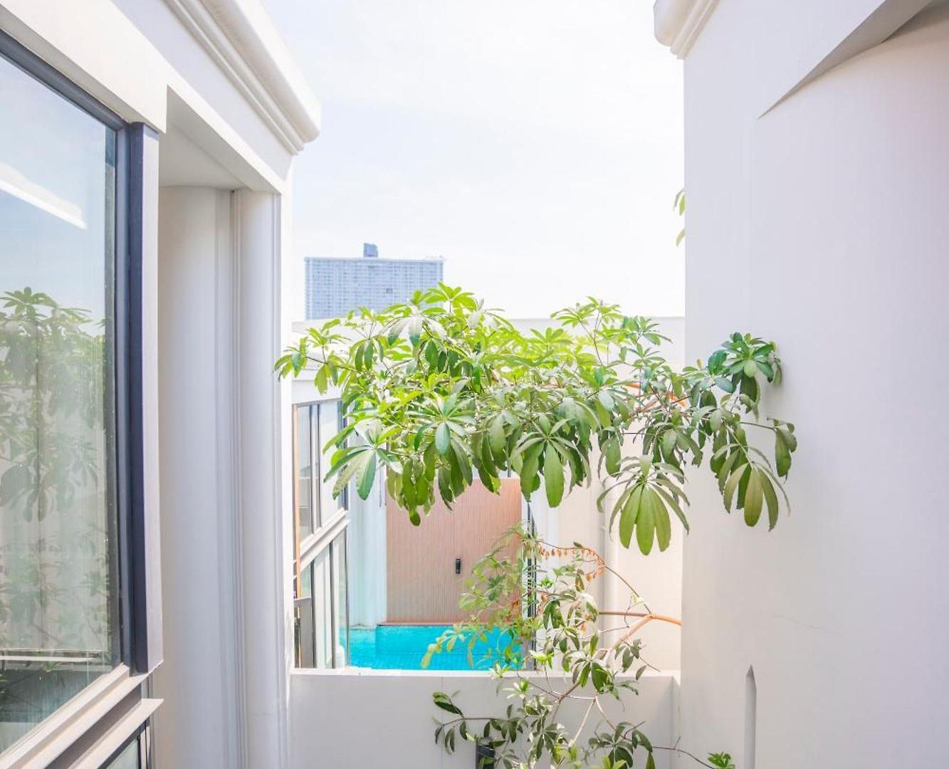 芭提雅市中心现代奢华风格别墅 Villa *
