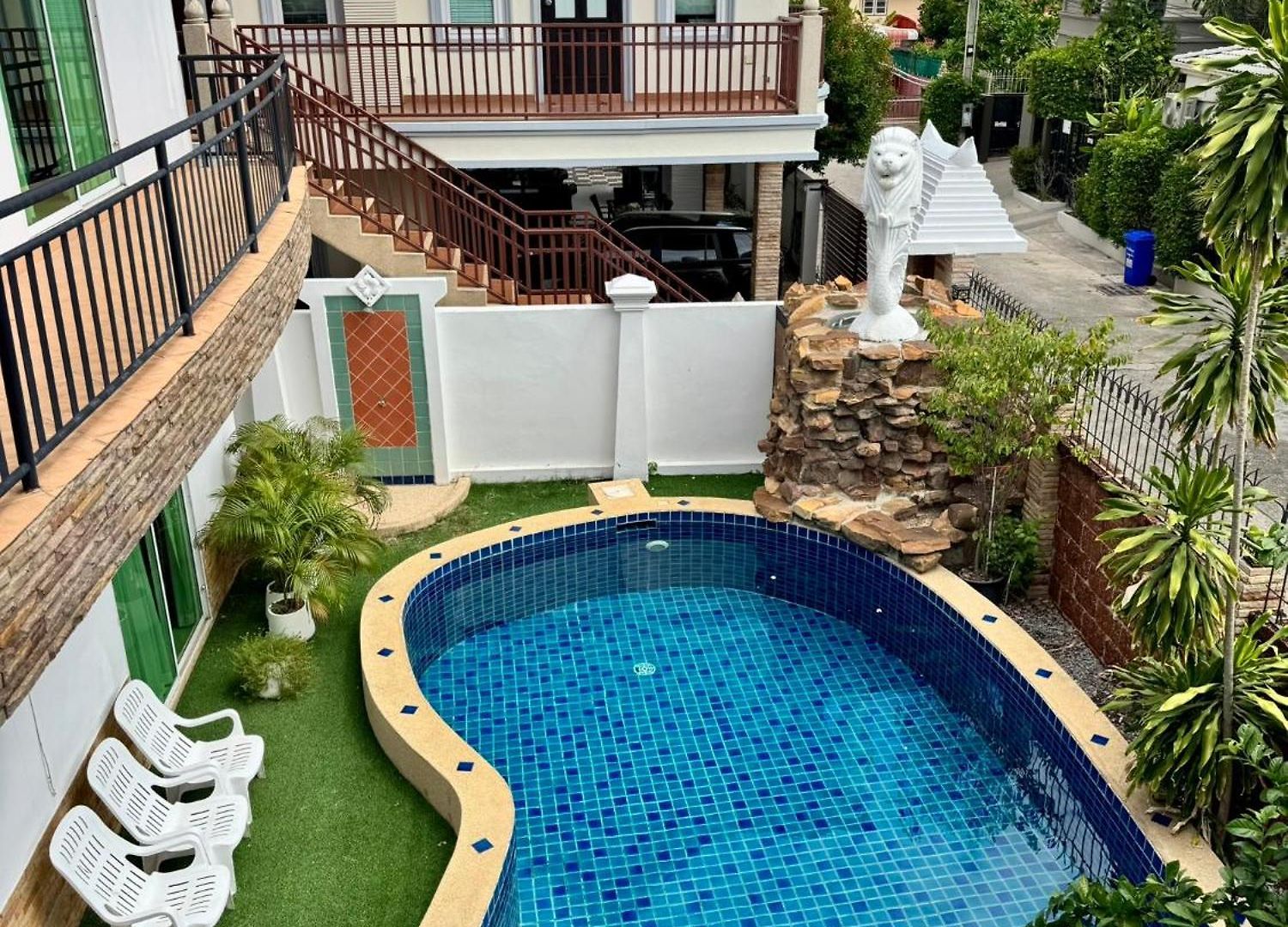 Lion Queen 5-bedroom Pool Pattaya