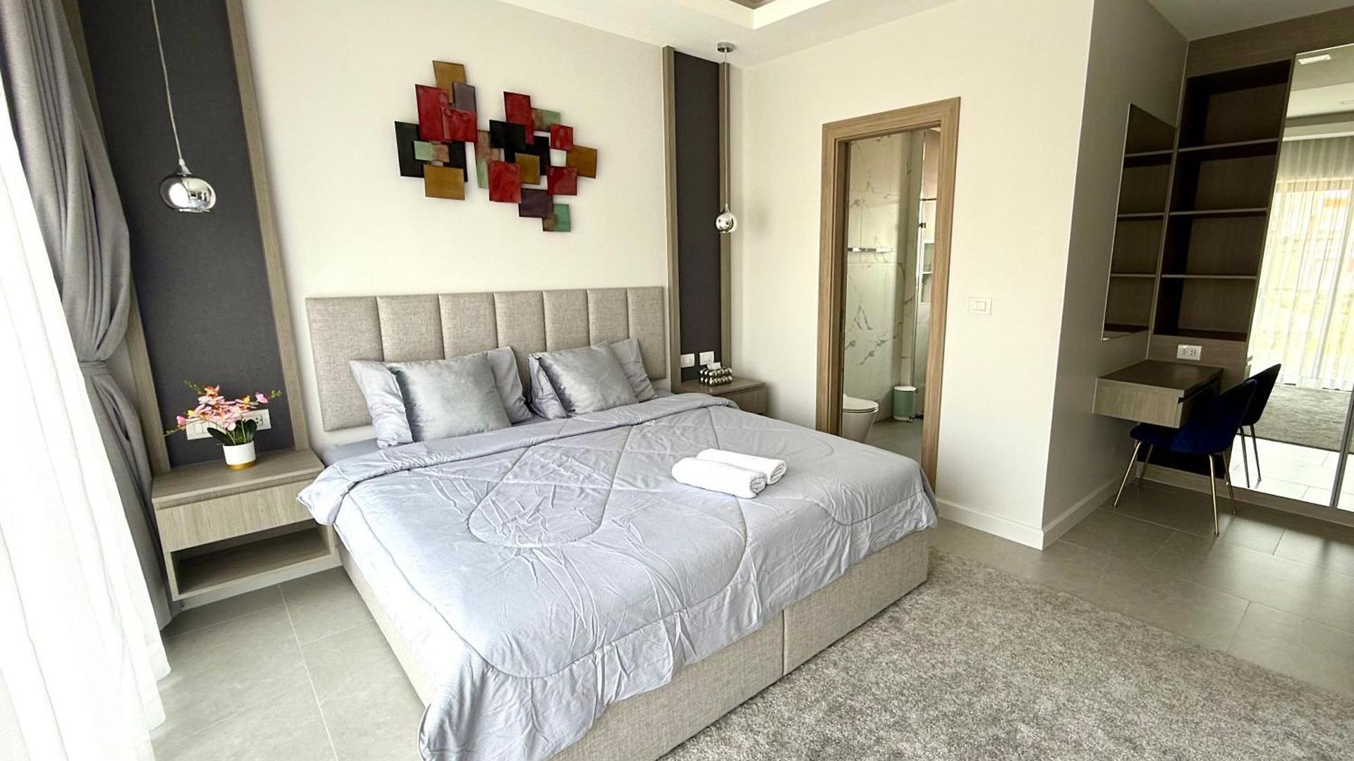 Zensiri Luxury 3br Pool Prime Midtown Villa