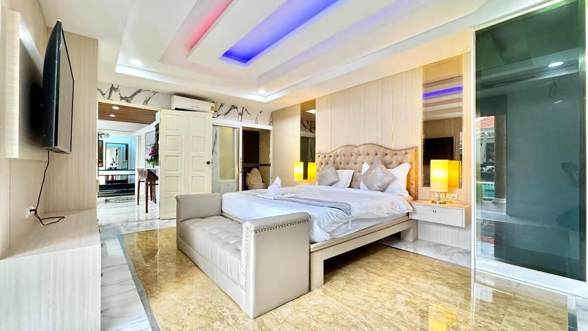 Luxury 5 Bedroom Thaibali Near Walking Street