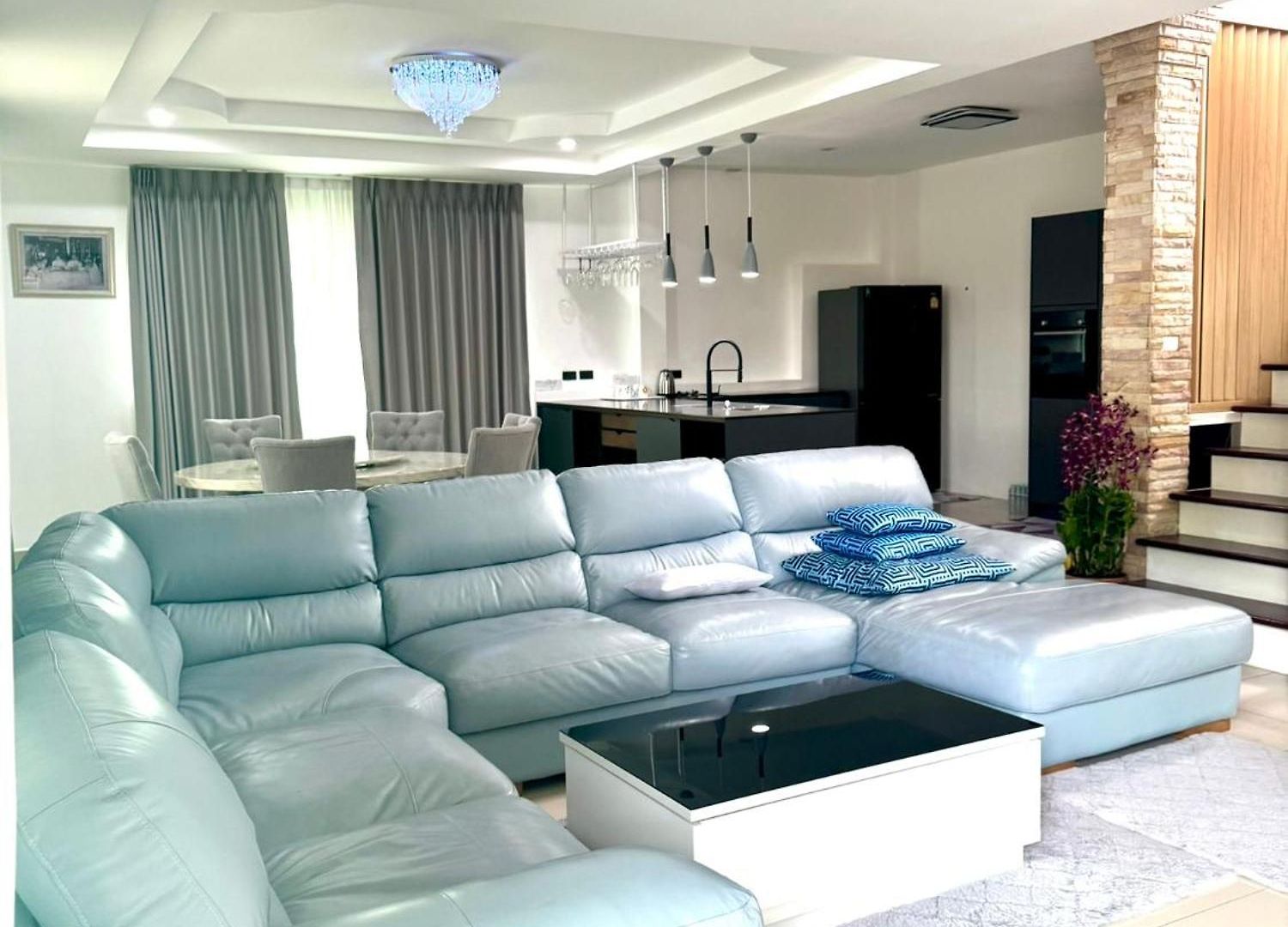 Lion Queen 5-bedroom Pool Pattaya