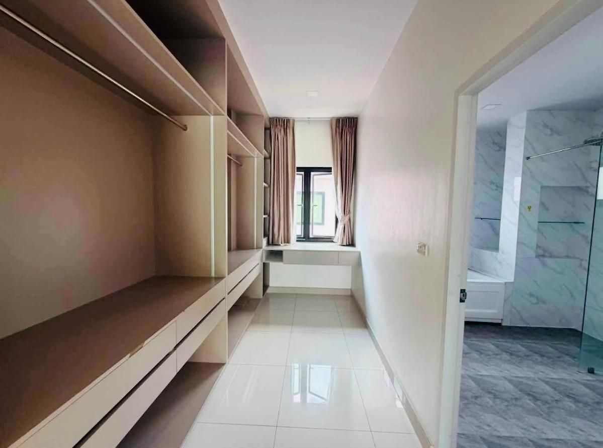 Paradise Away From Villa *