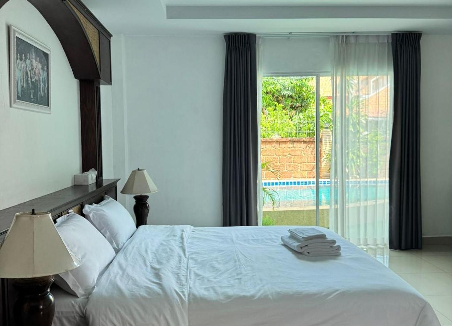 Villa Lion Queen 5-bedroom Pool *
