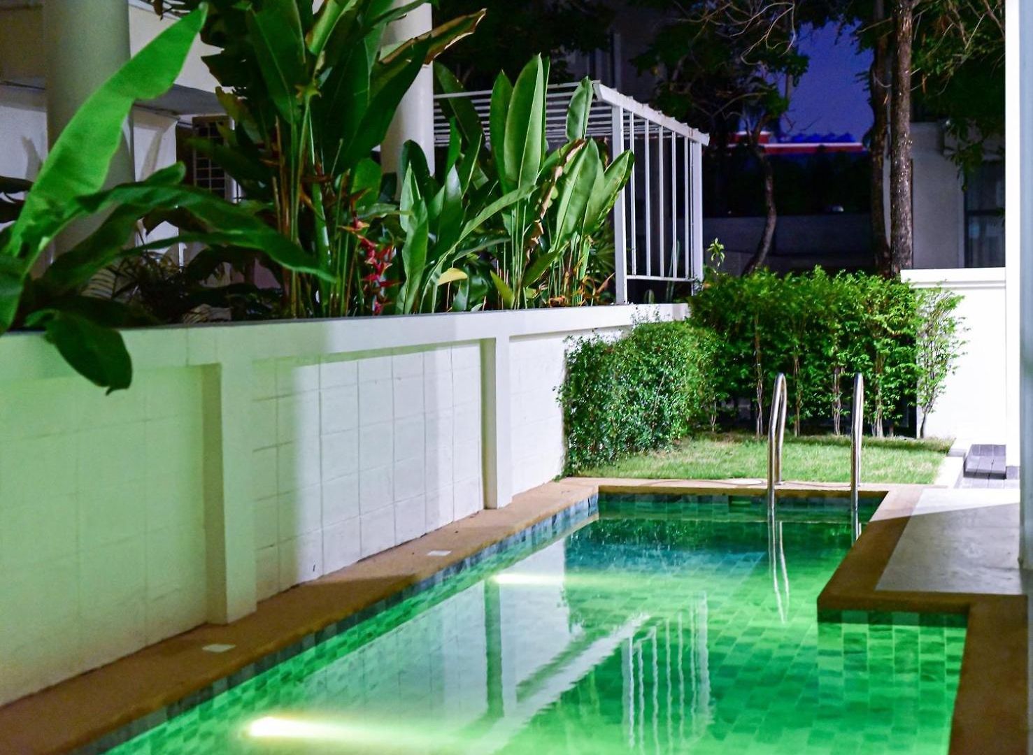Tada The Canopy Pool *
