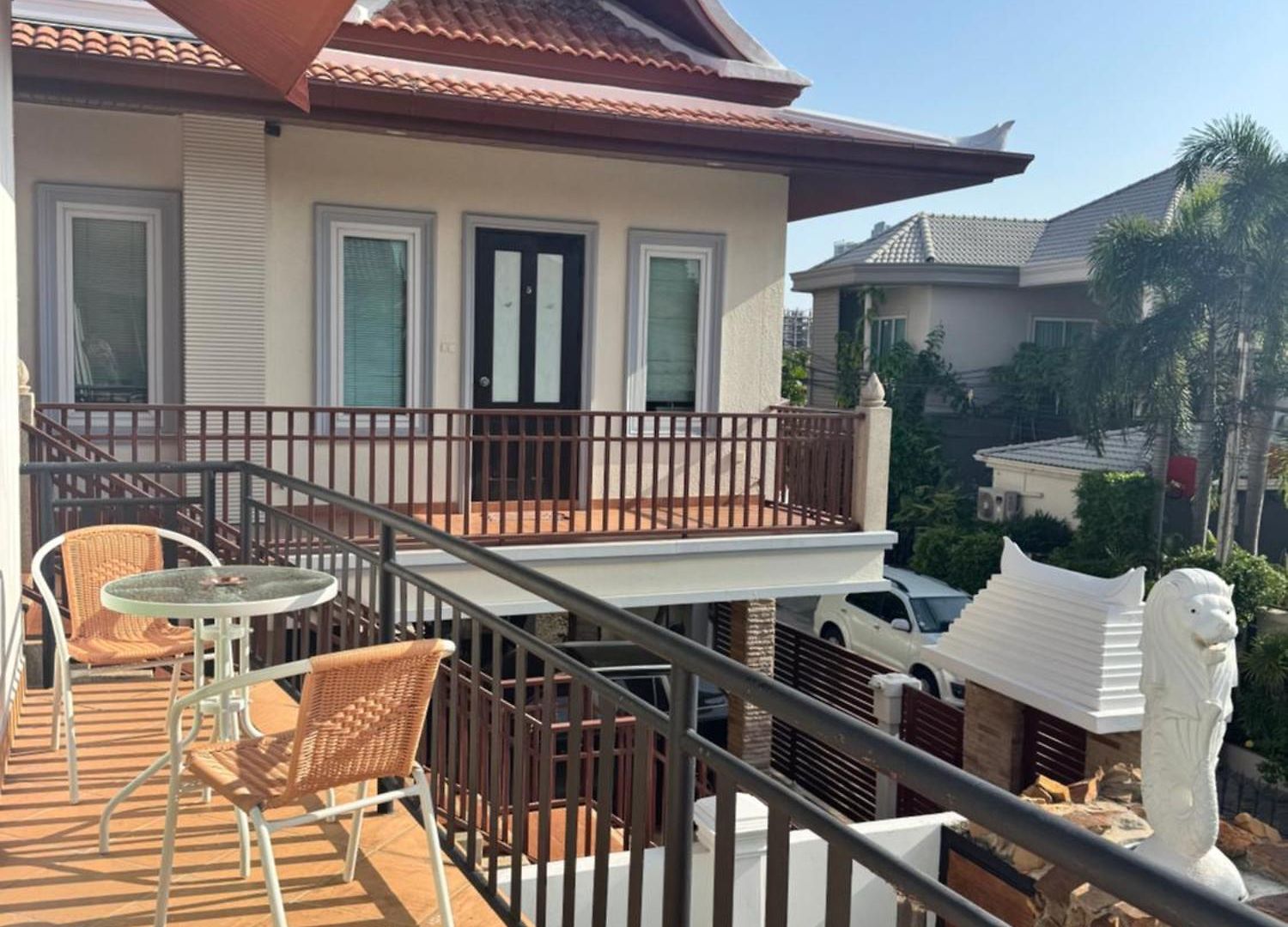 Villa Lion Queen 5-bedroom Pool Pattaya