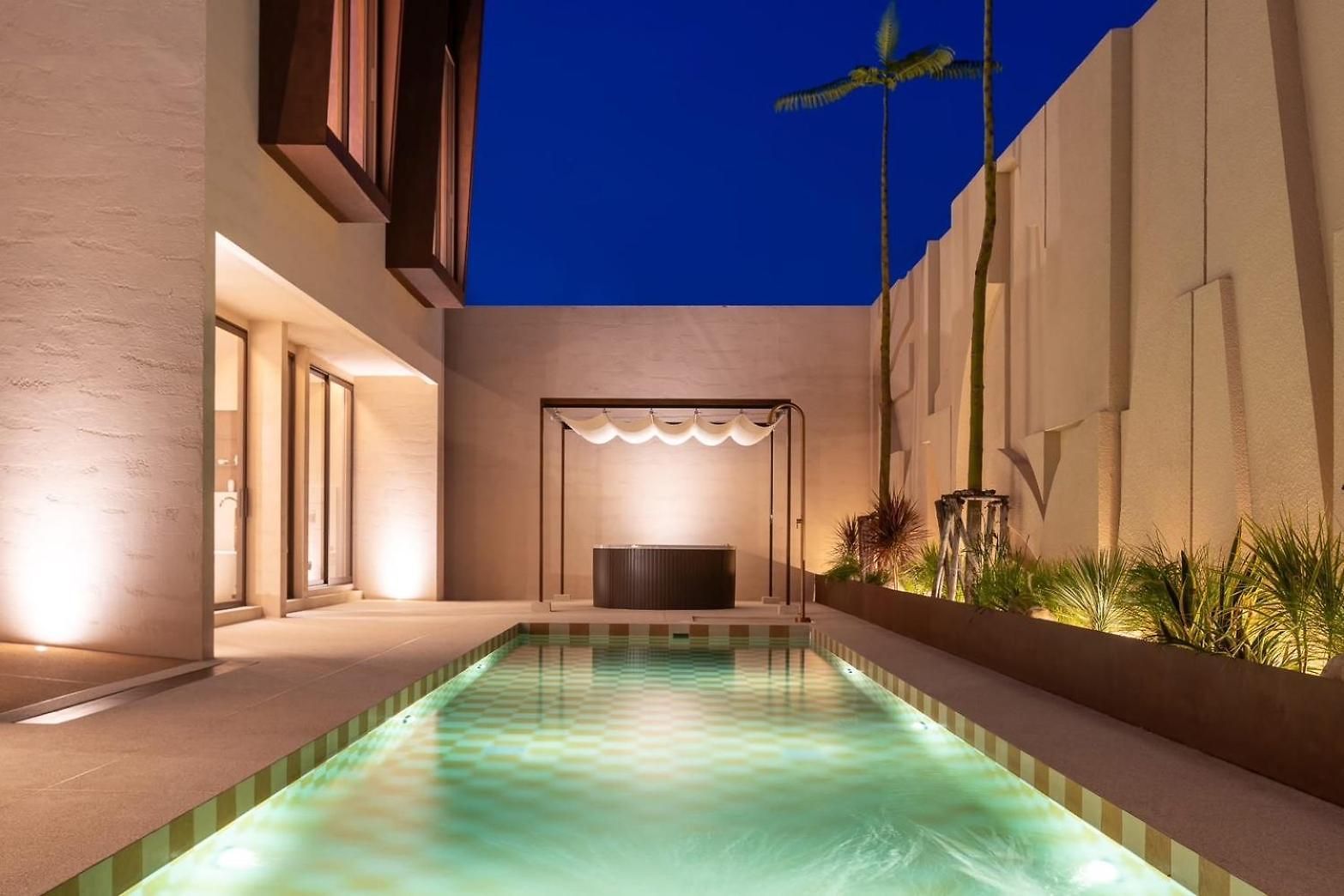 Barrera Villa Pattaya