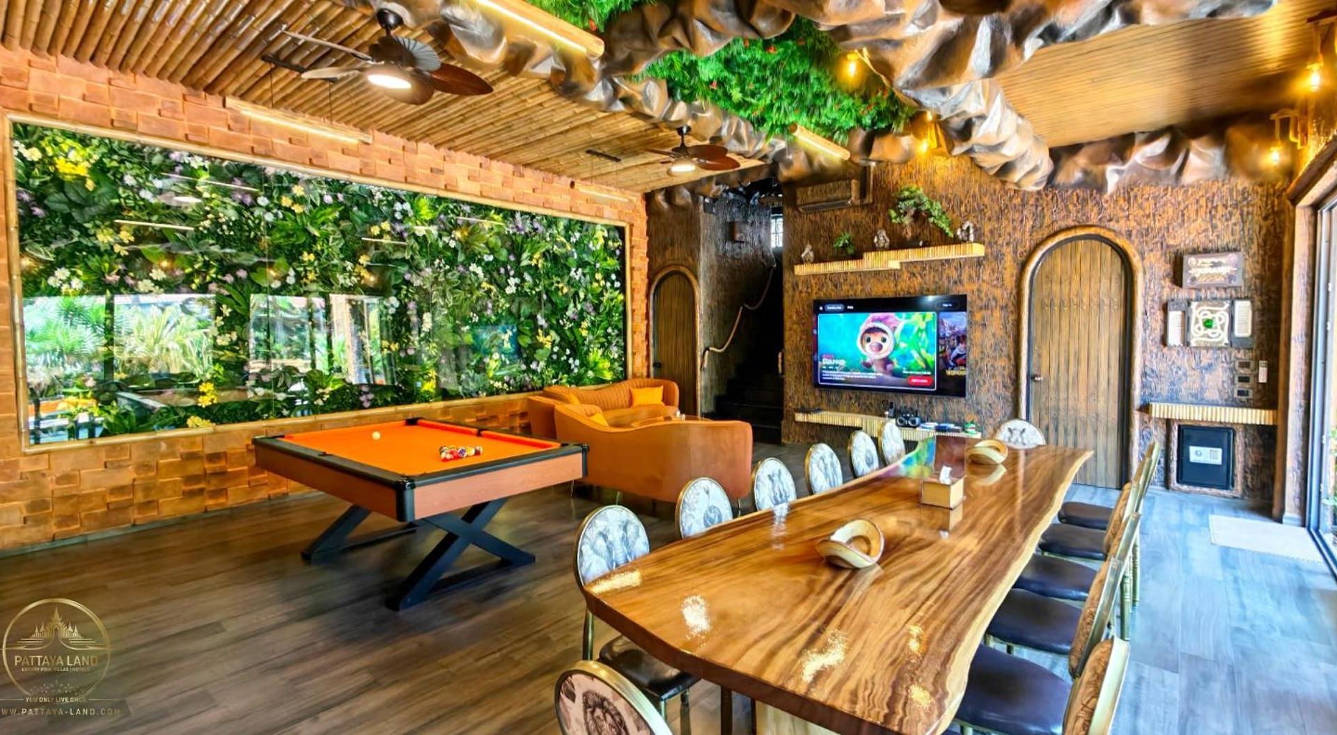 Manjiland Luxury Pool Walking Street *