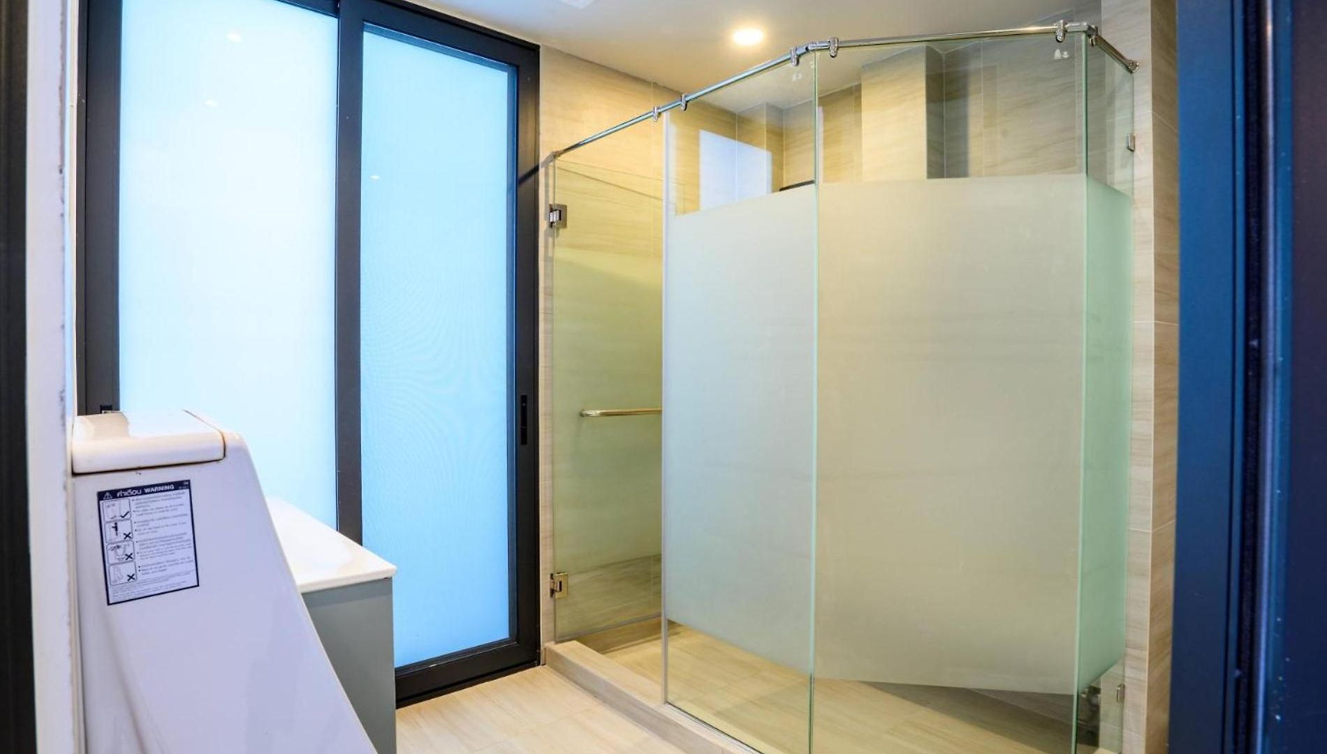 Glass Private Pool