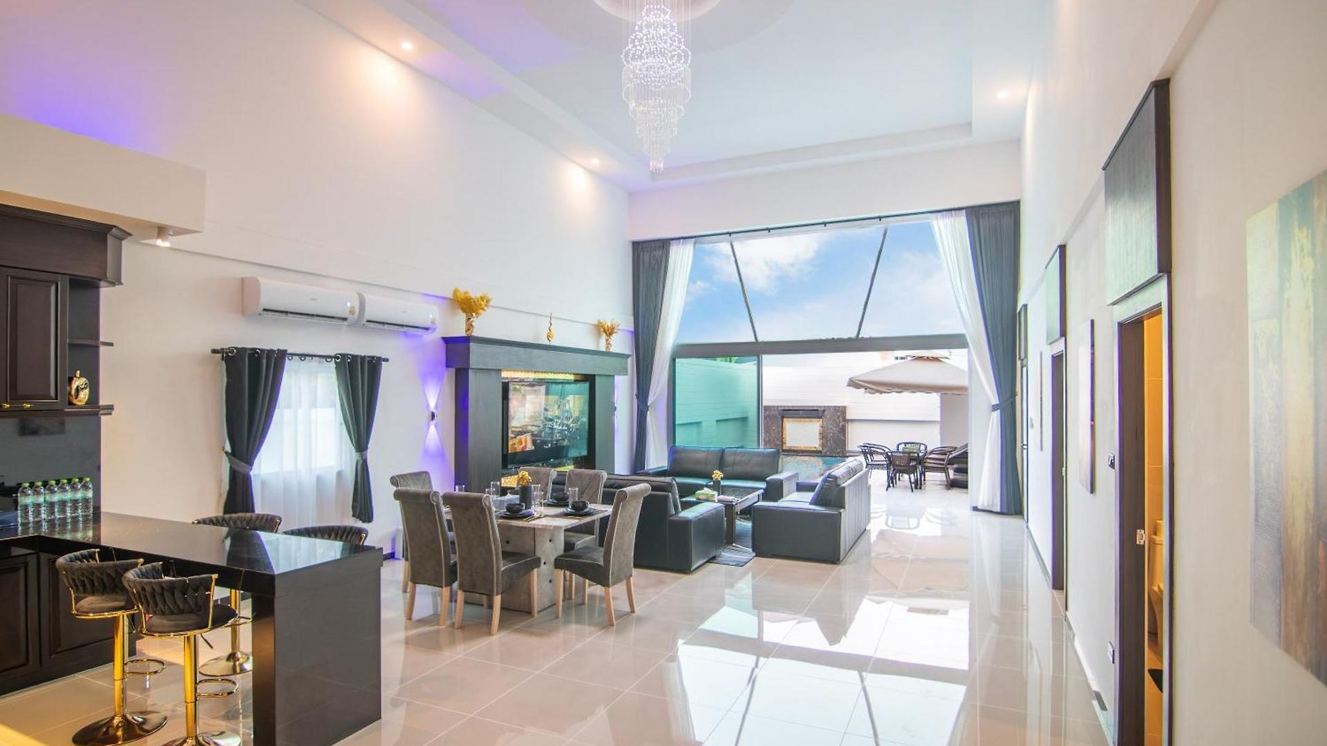 Pool Villa *