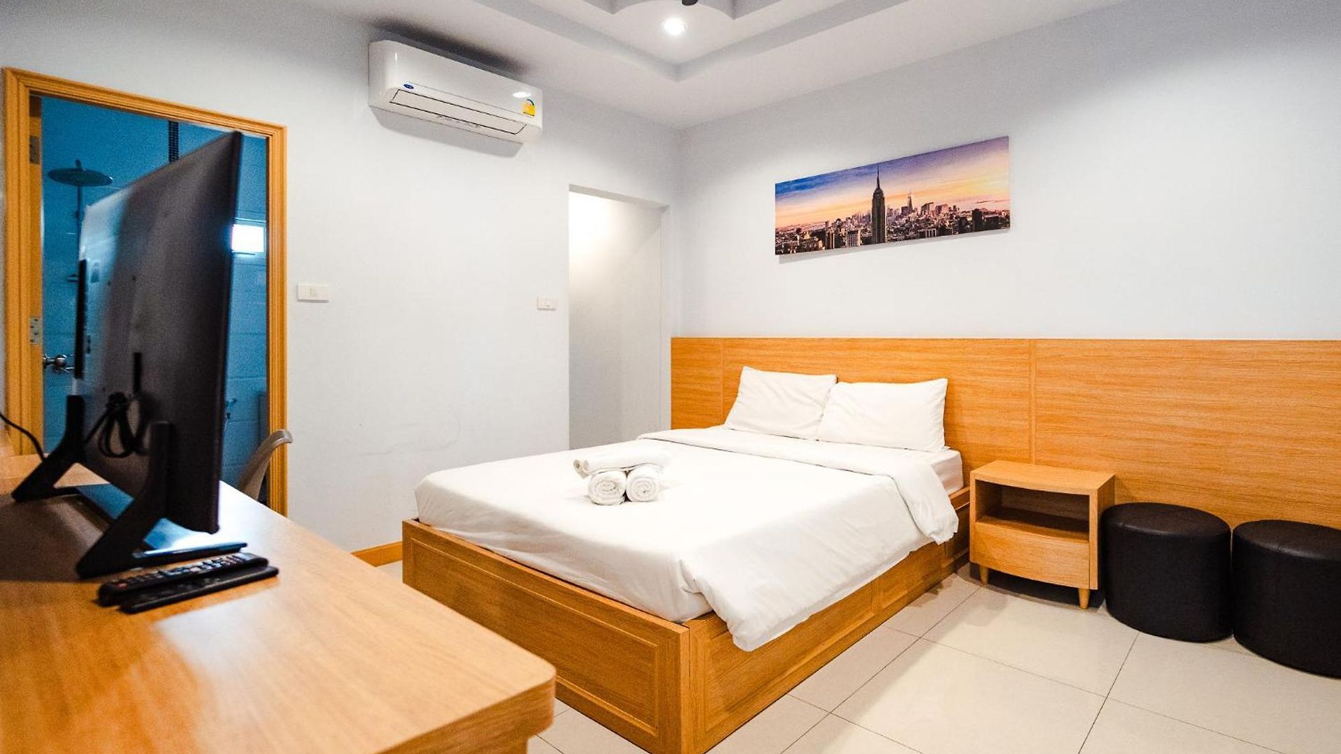 Lagoon 8bhk Luxury Pool Pattaya