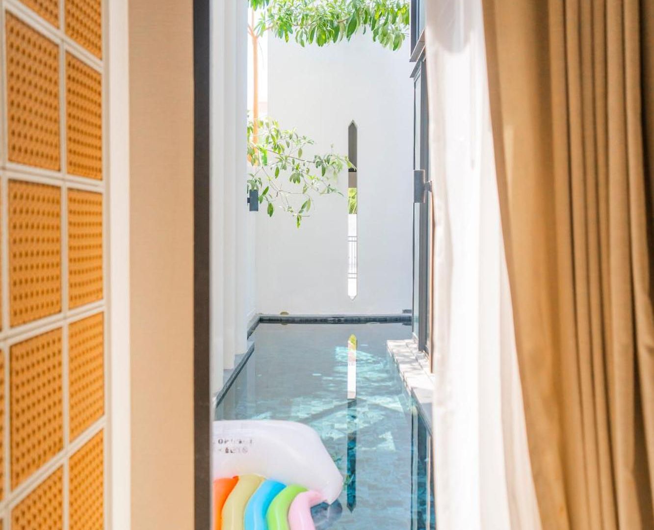 Villa 芭提雅市中心现代奢华风格别墅