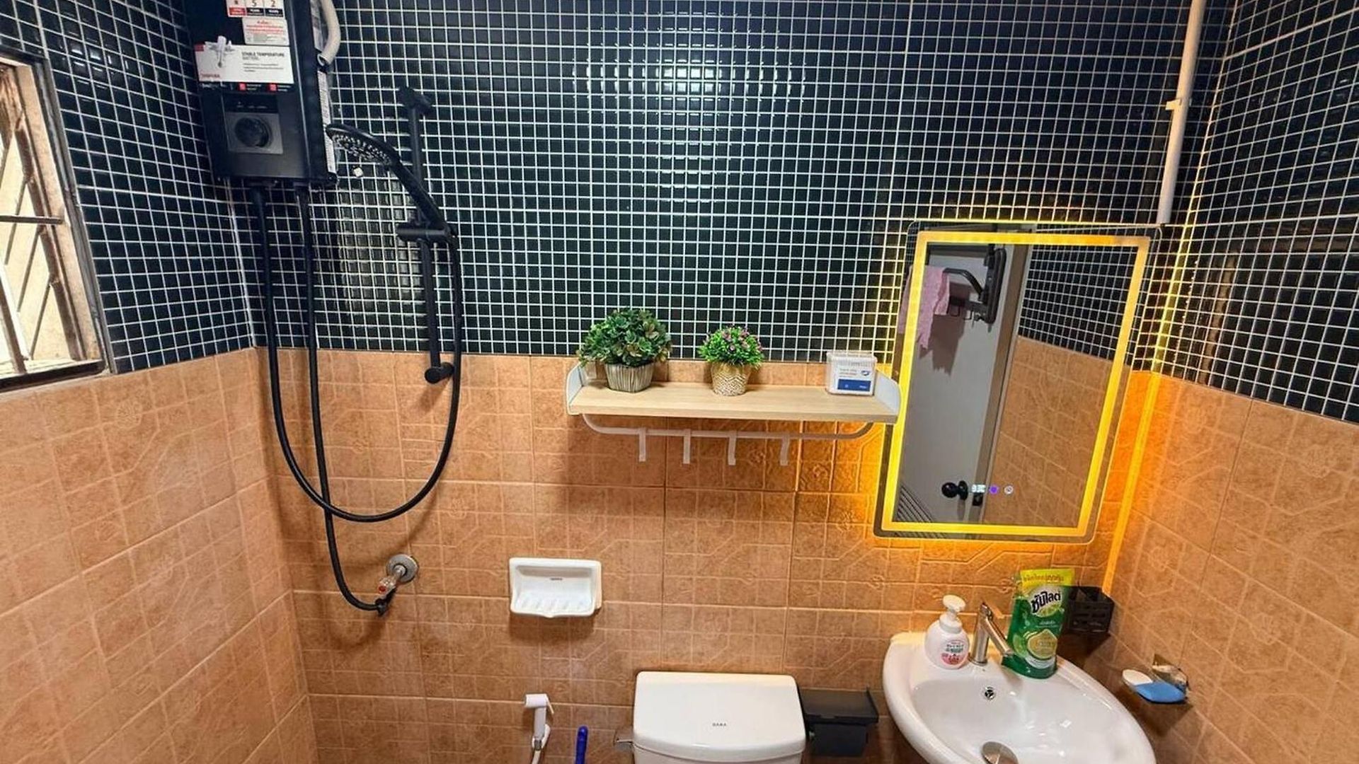 Full Private House In Heart Of Pattaya, 2 Min To Pattaya