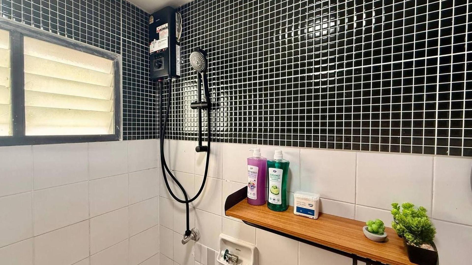 Full Private House In Heart Of Pattaya, 2 Min To