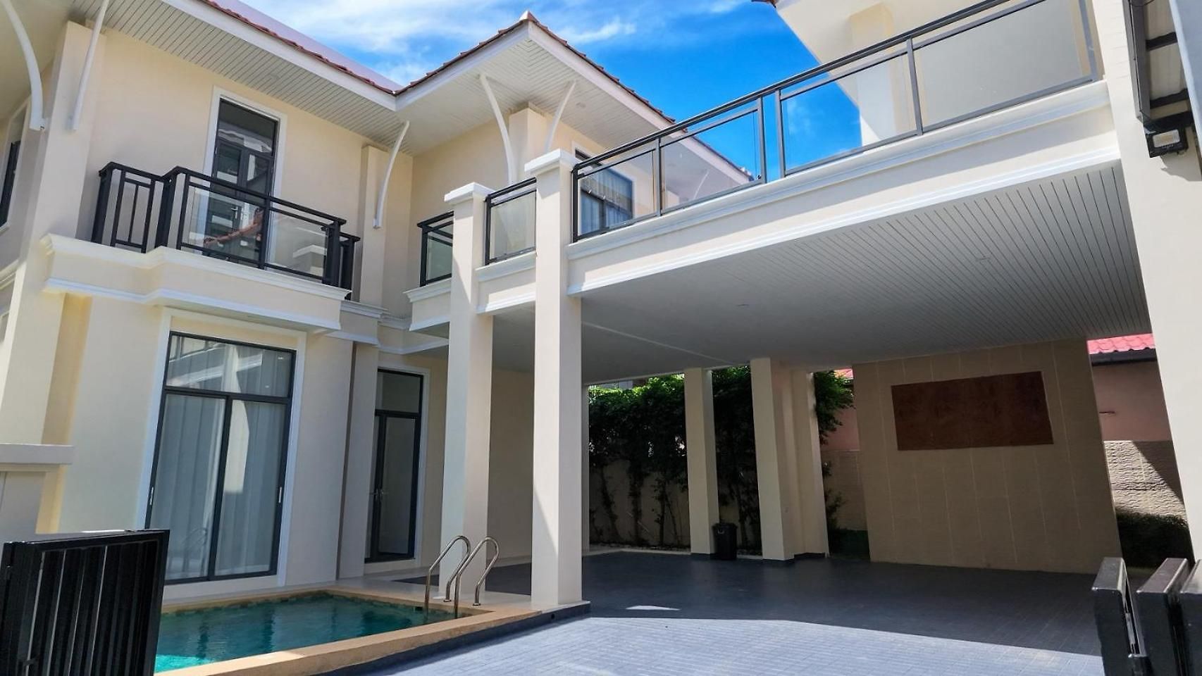Tada The Canopy Pool Villa Pattaya