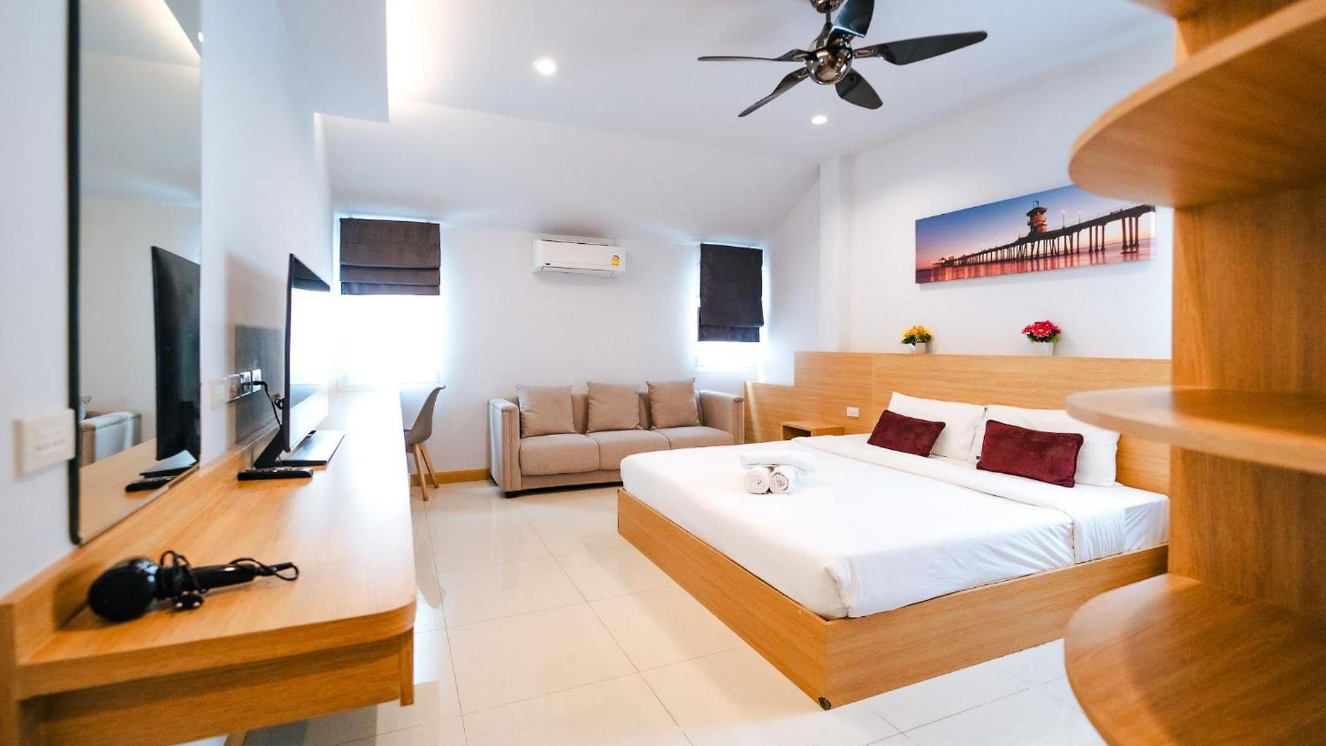 Lagoon 8bhk Luxury Pool *