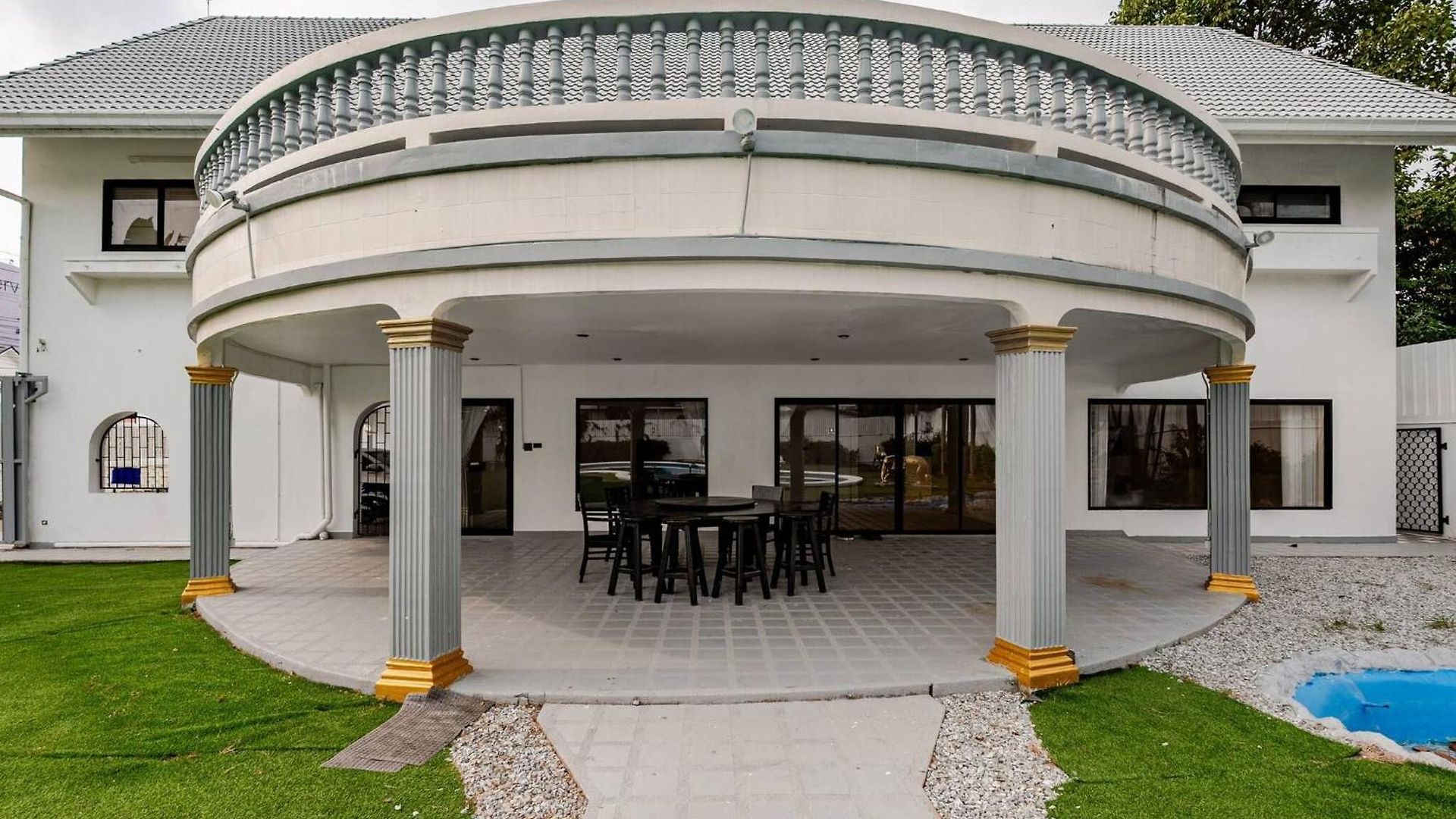 Luxury 5 Bedroom Private Party Pool * Pattaya