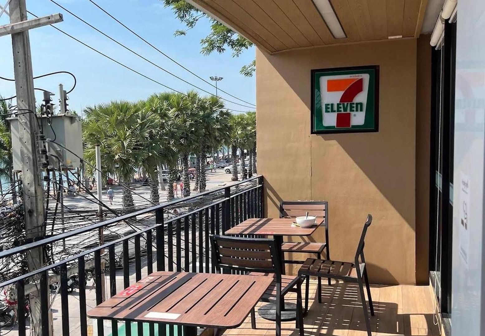 Entire 3rd Floor- 2min Walk To Dongtan 3* Pattaya