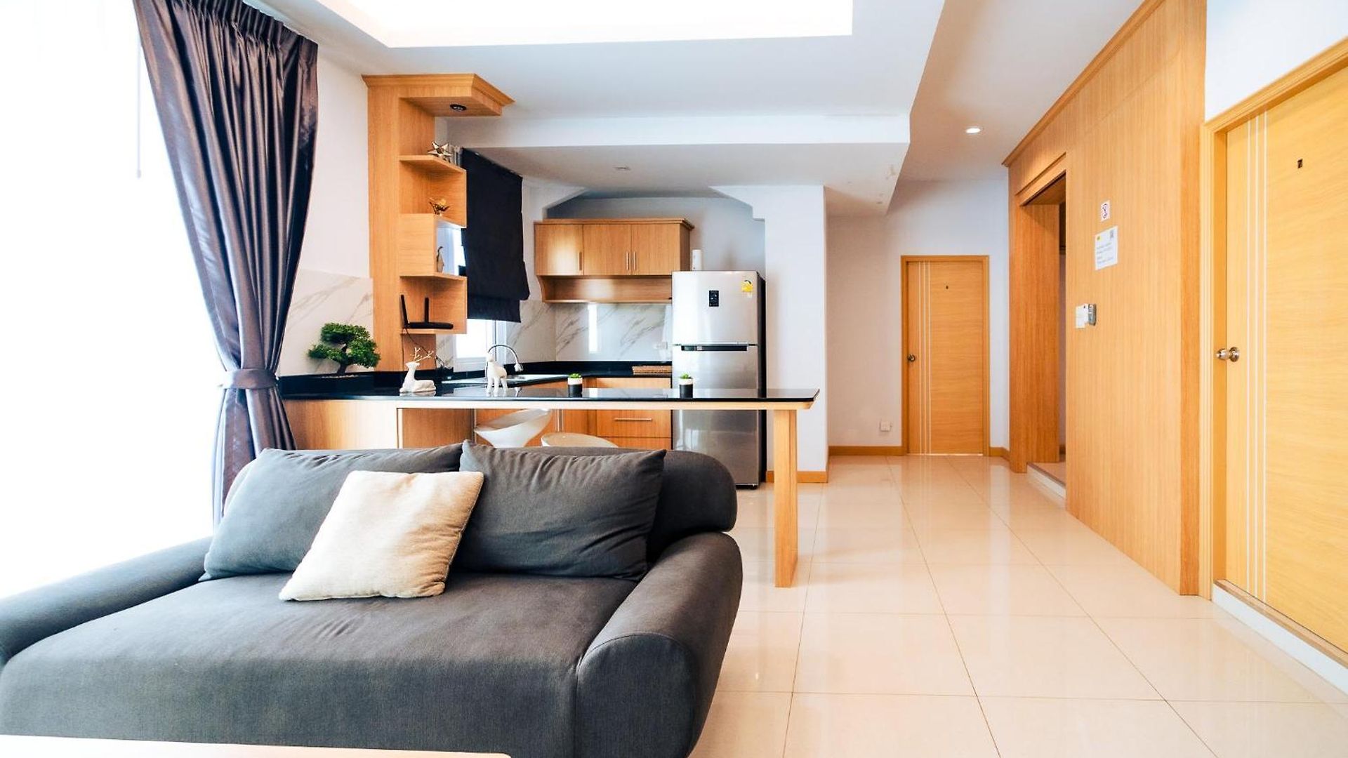 Lagoon 8bhk Luxury Pool