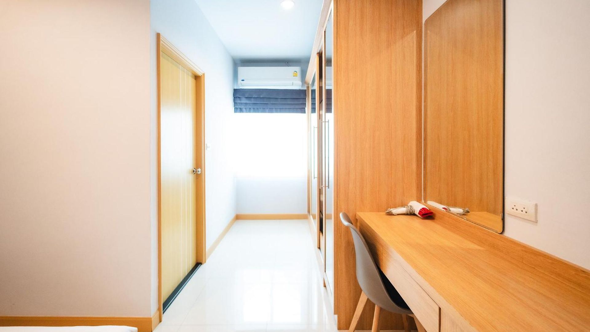 Lagoon 8bhk Luxury Pool