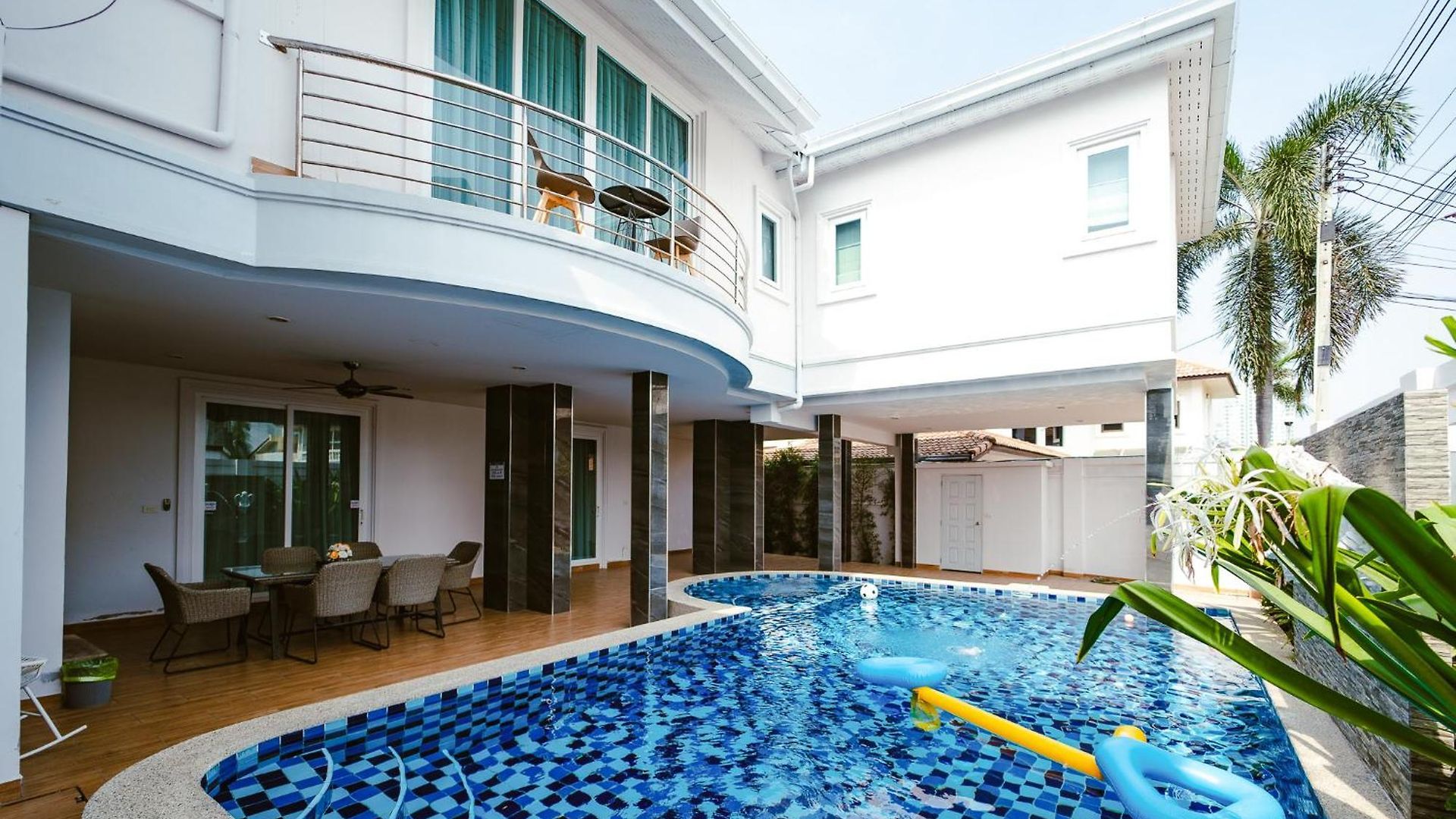 Lagoon 8bhk Luxury Pool *