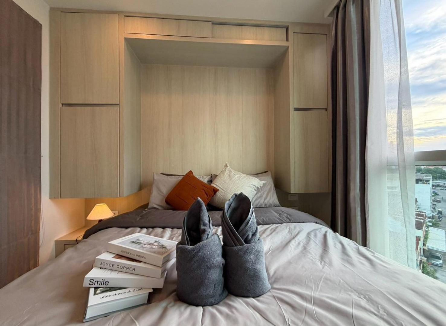 Cozy Entire 7th Floor With View Pattaya