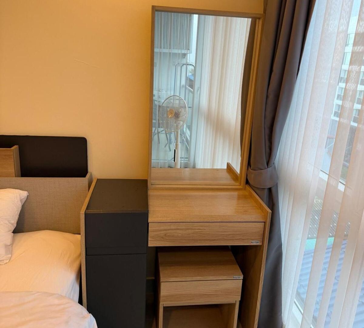 Apartment Brand New Condo! Grand Avenue &