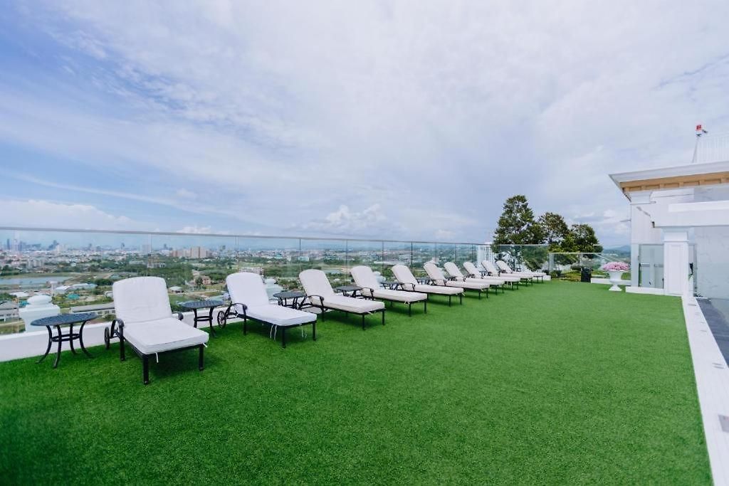 Apartment Luxury At Empire Tower *