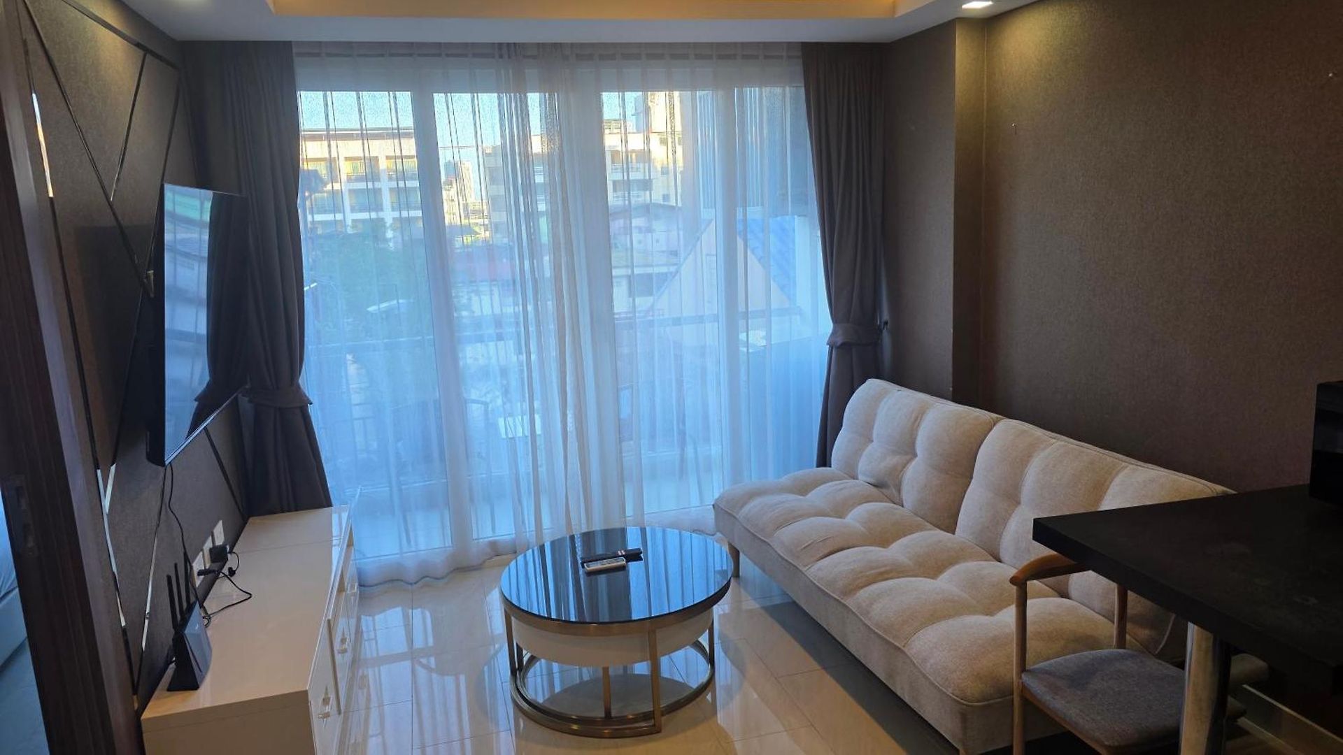 Apartment Grand Avenue 6th Floor Building A Smart Tv Pattaya