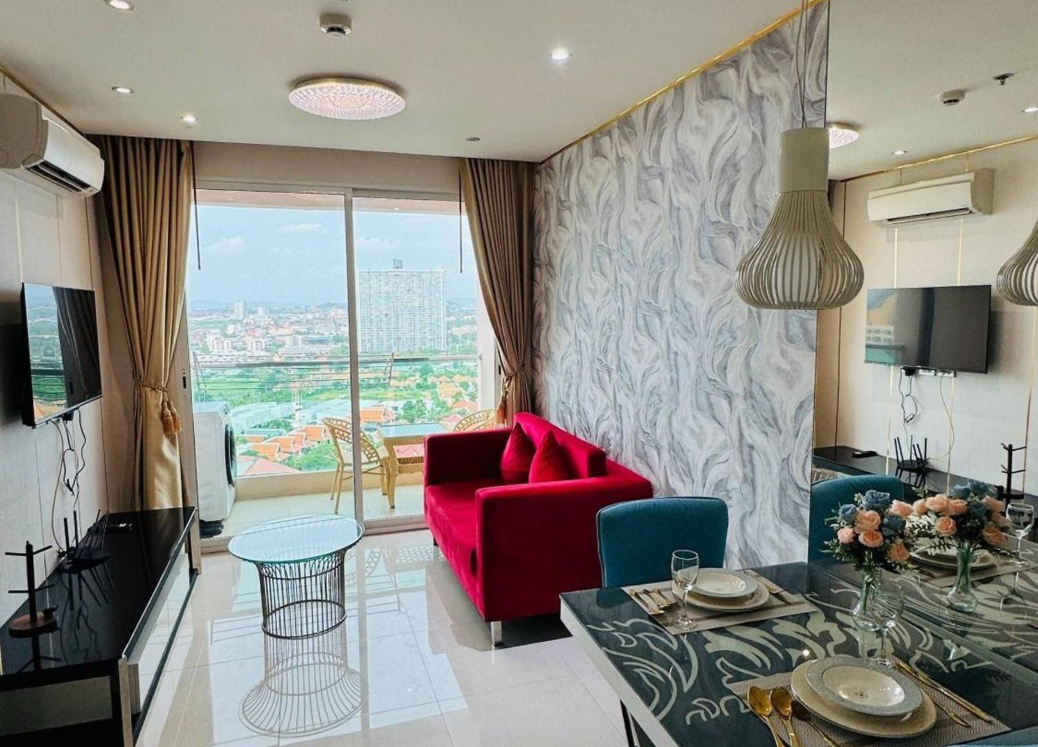Style Near High Floor Apartment *