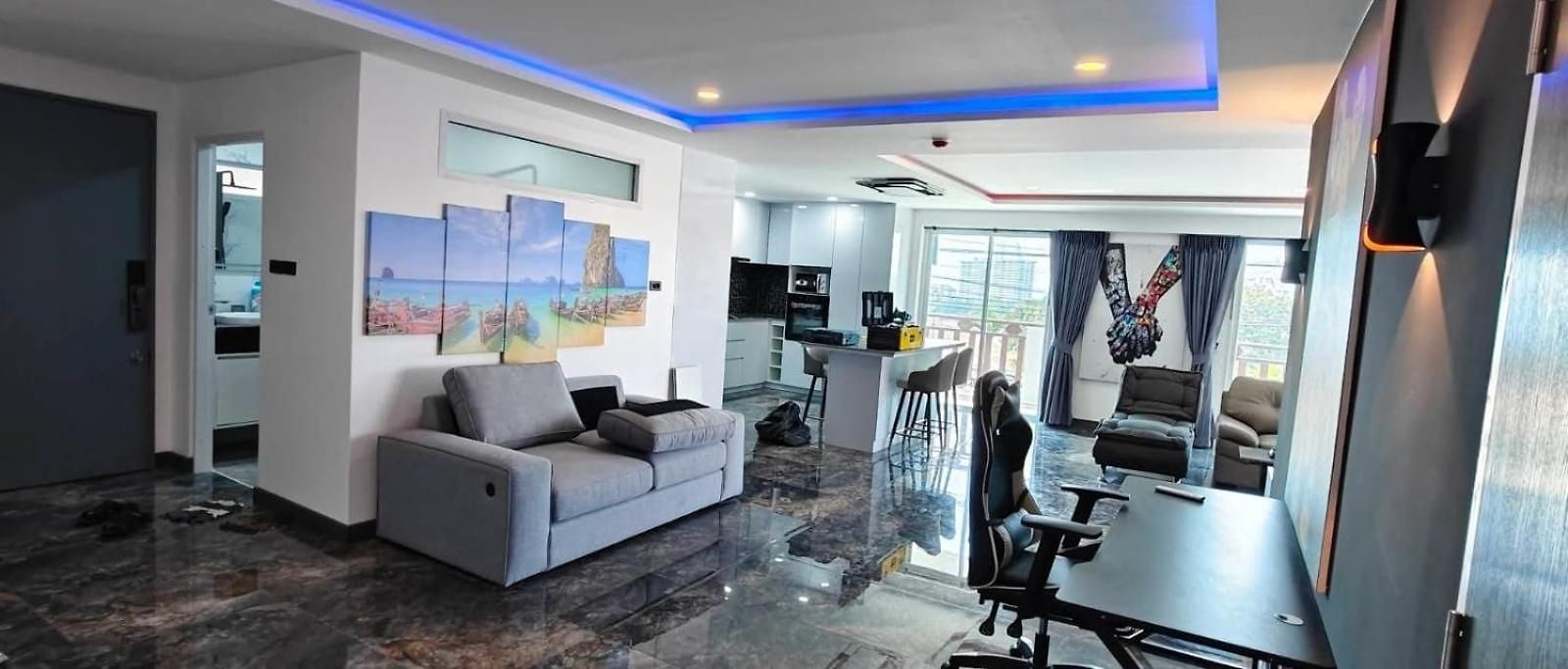 Apartment Royal Hill