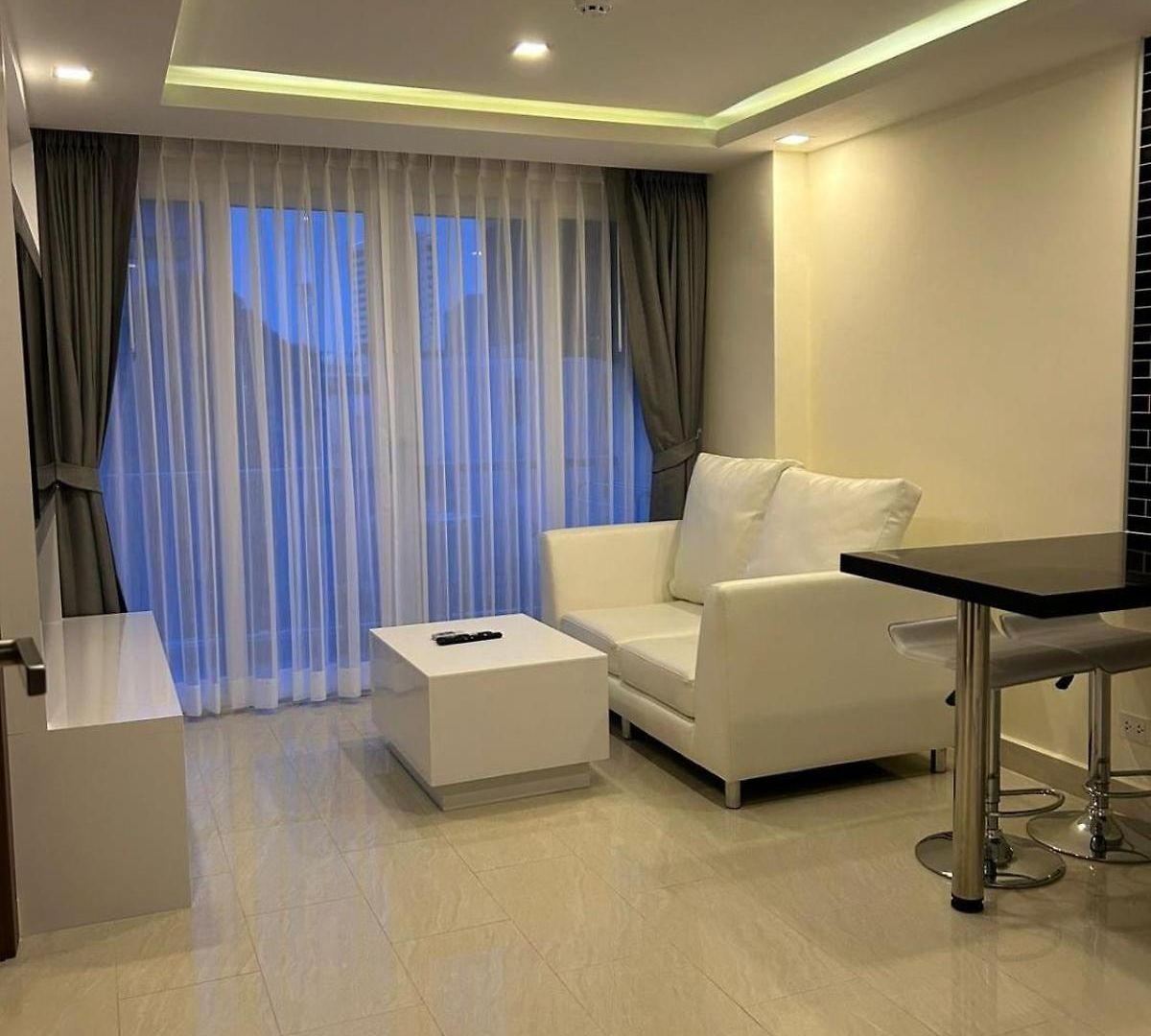 New! Modern & Grand Avenue & Apartment