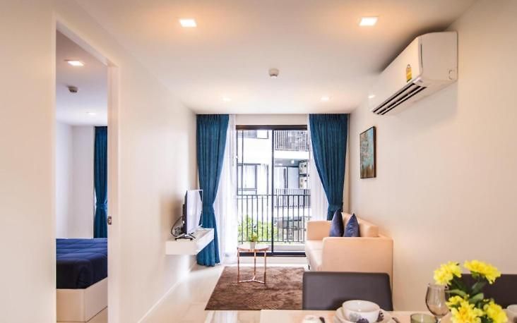 Apartment In Downtown With Rooftop Pool