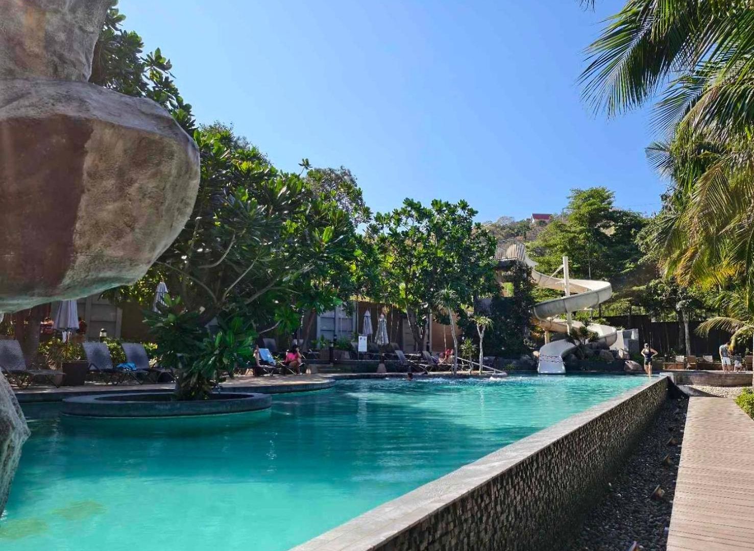 1br High Floor Pool View Close To Walking Street Apartment Pattaya