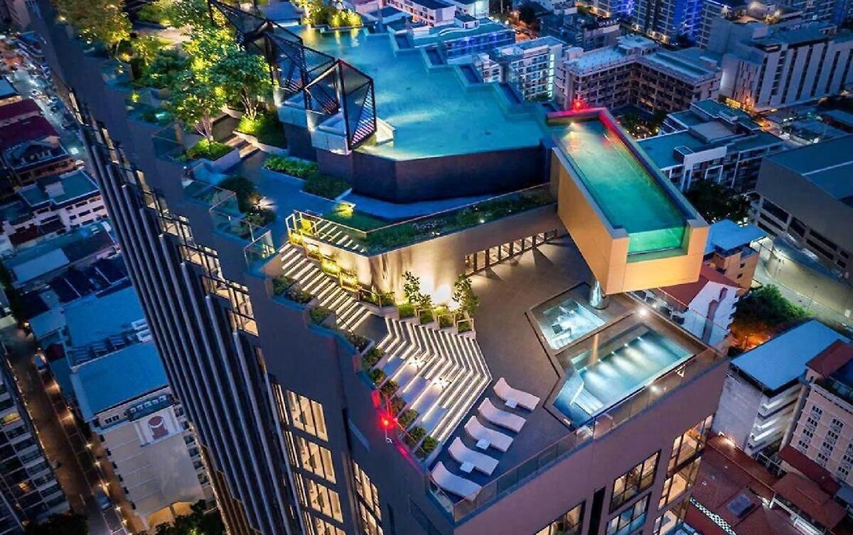 Edge Near & Walking Street Apartment