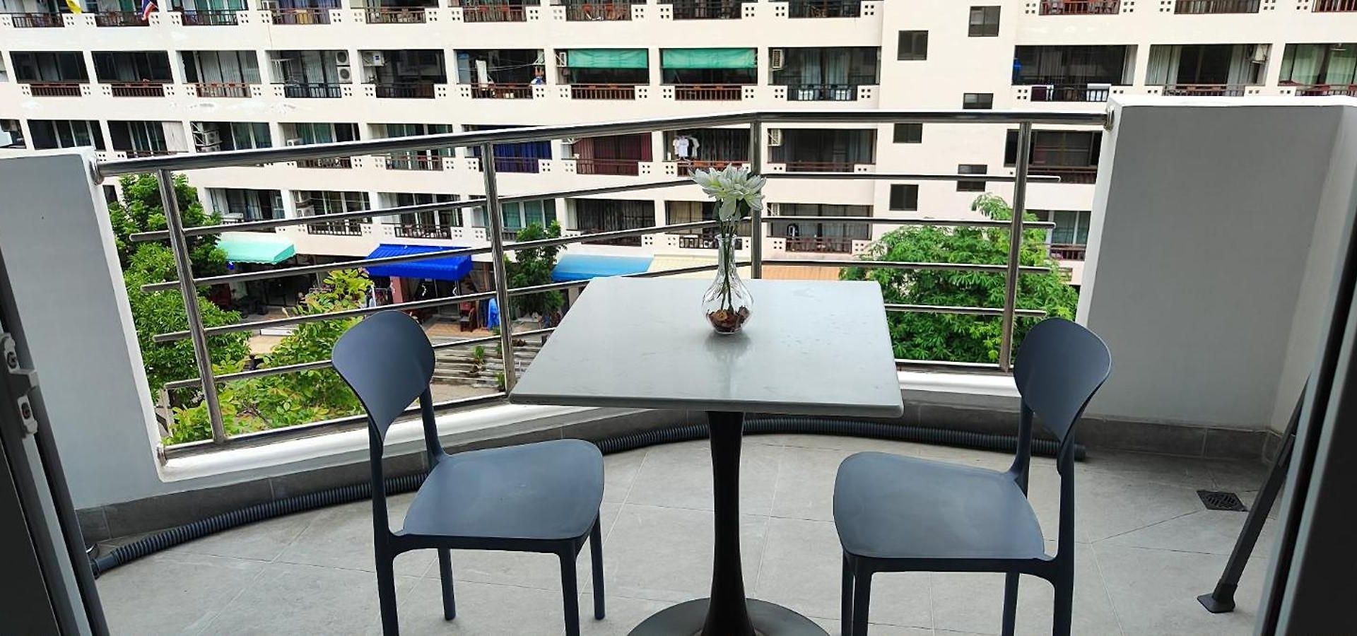 Jomtien Plaza Pattaya