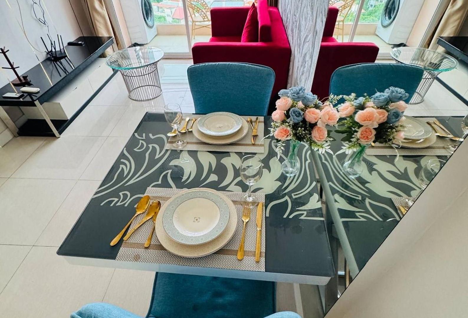 Apartment Style Near High Floor