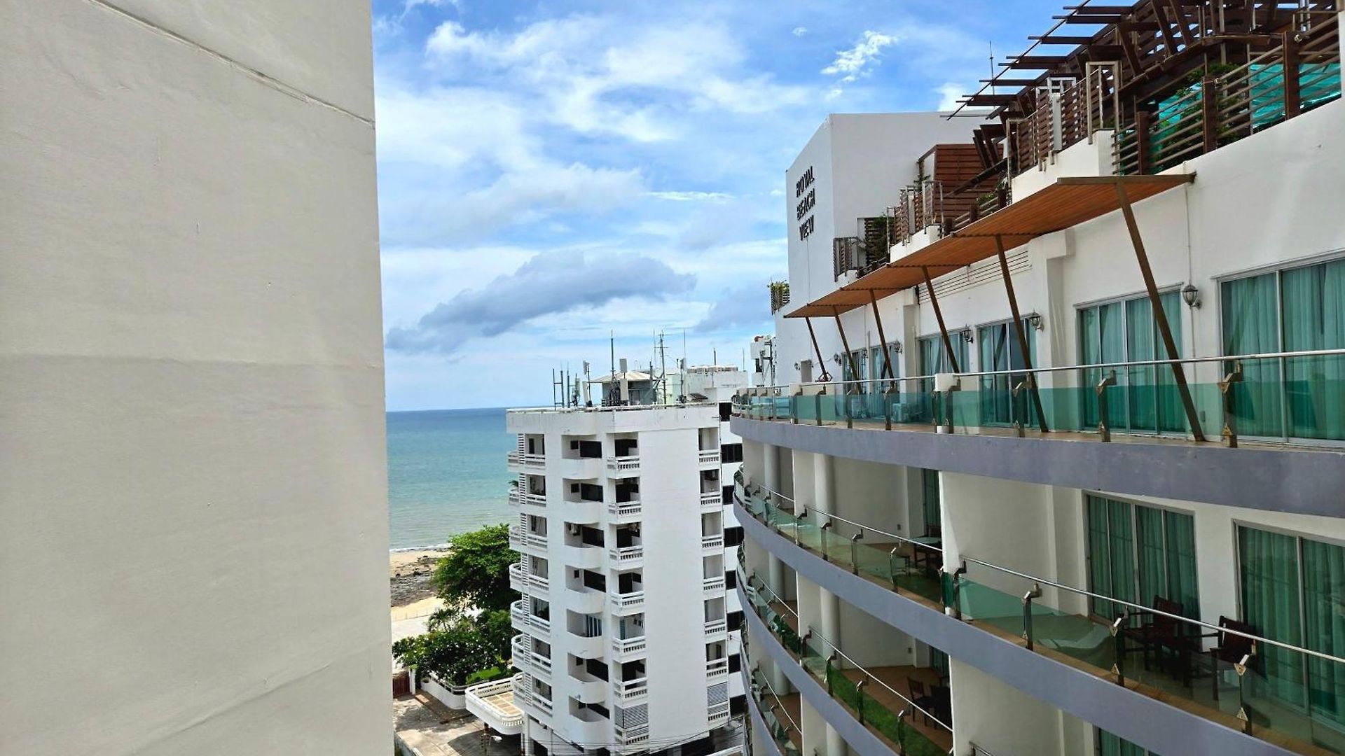 Sands 94 By Thaiminatorpattaya * Pattaya