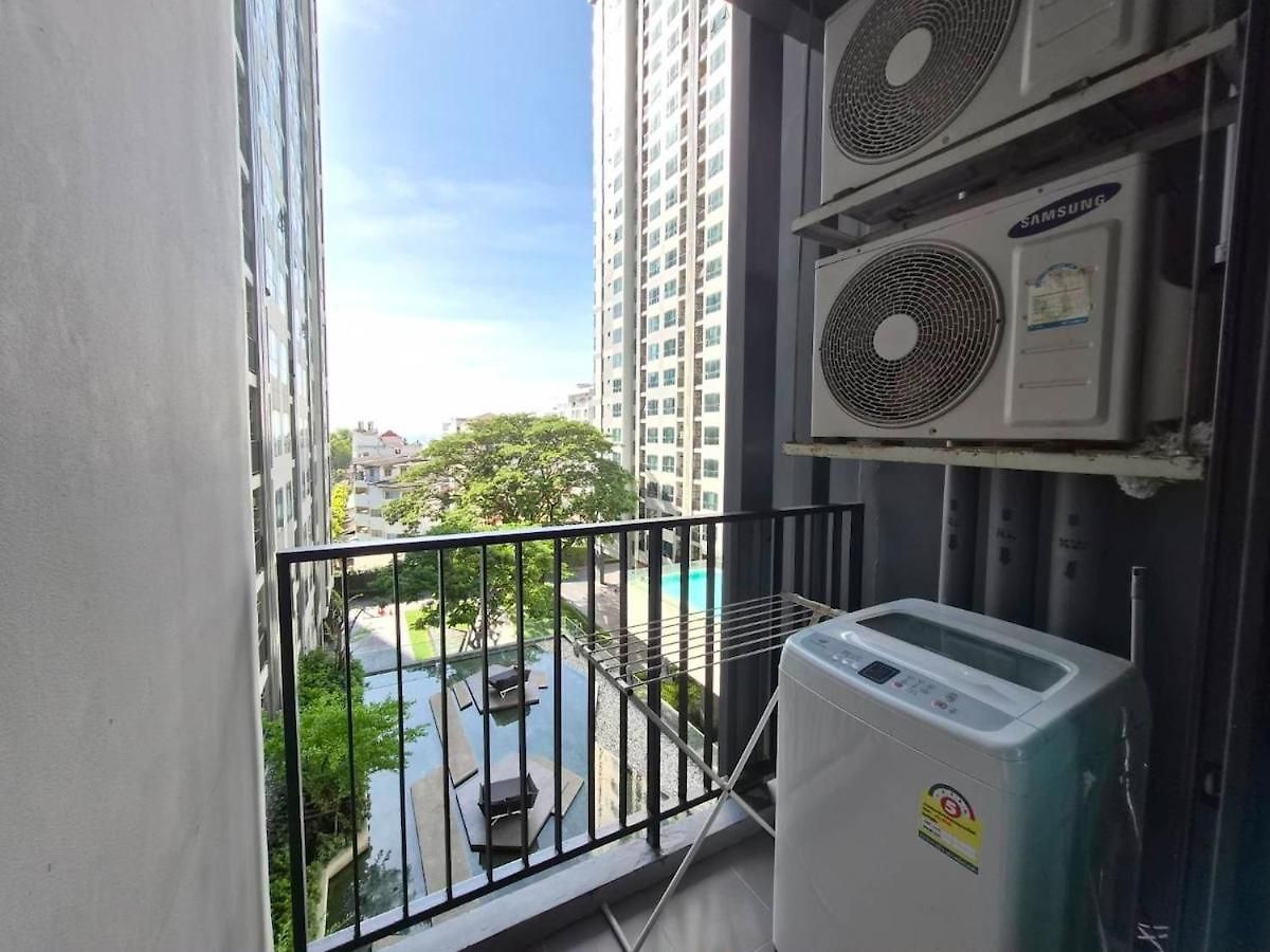 Modern 1br - The Base *