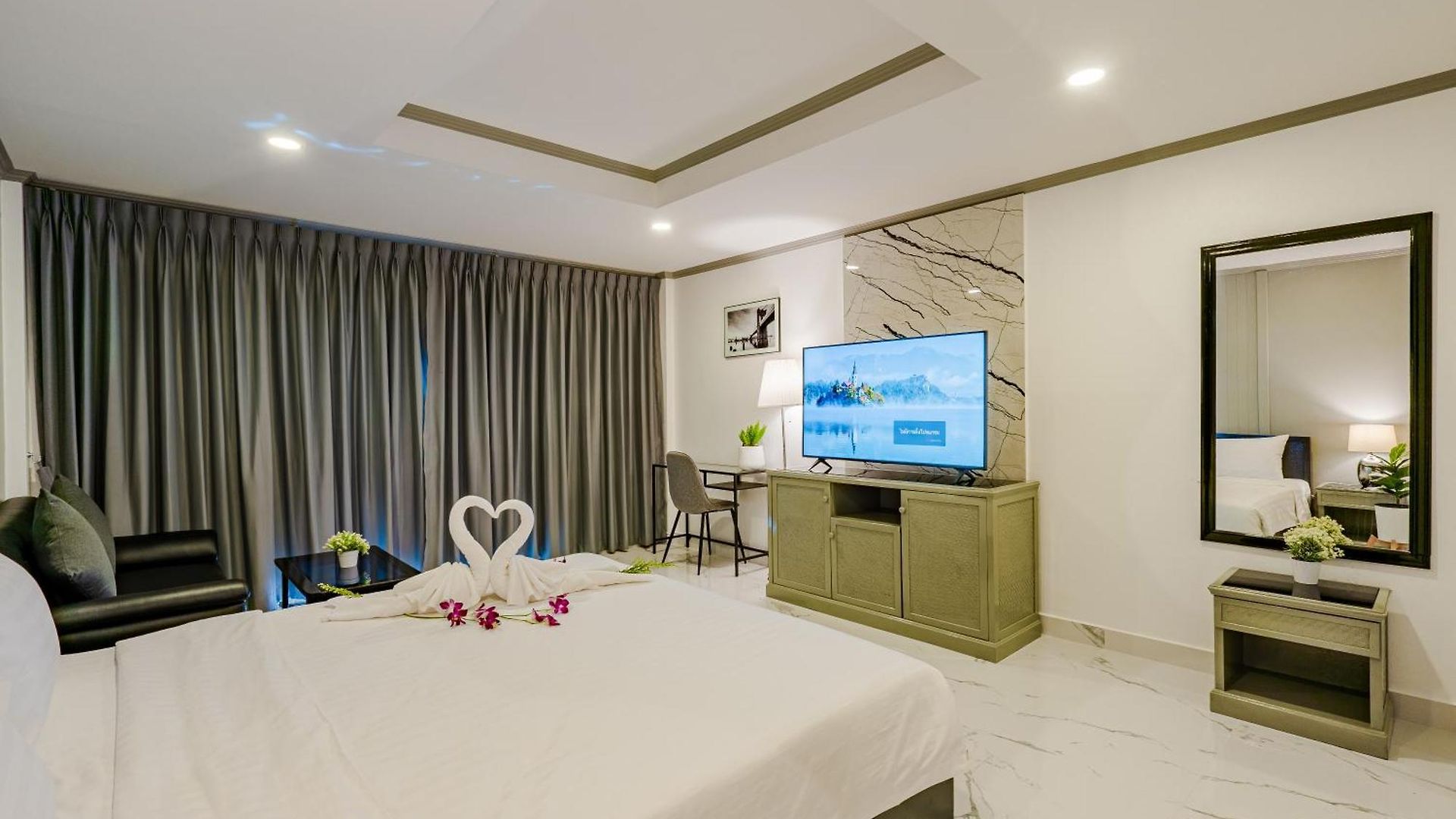 Del Max เดล แม็กซ์ พัทยา Pattaya