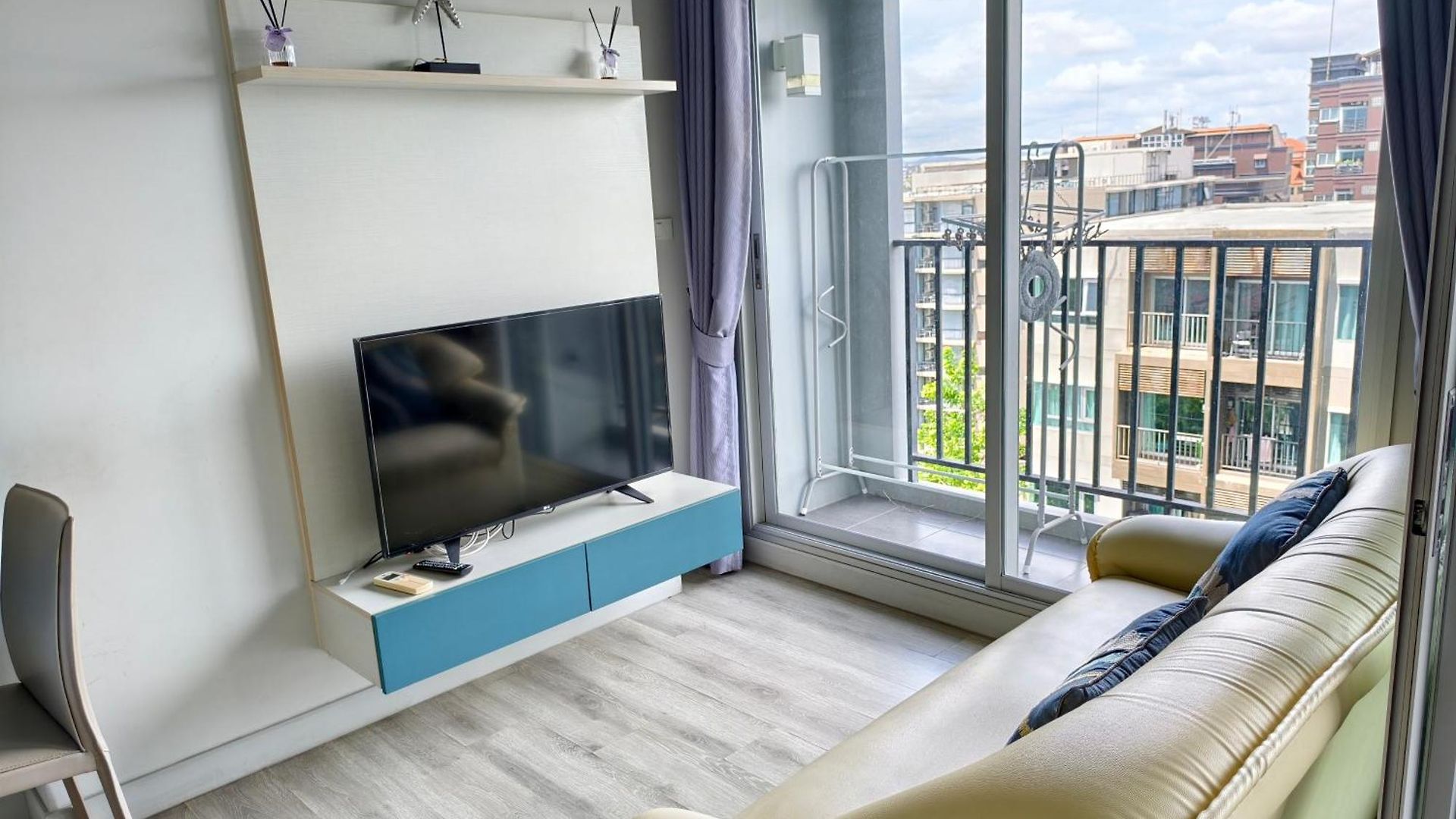 1br Close To T21 And Centric Sea Apartment Pattaya