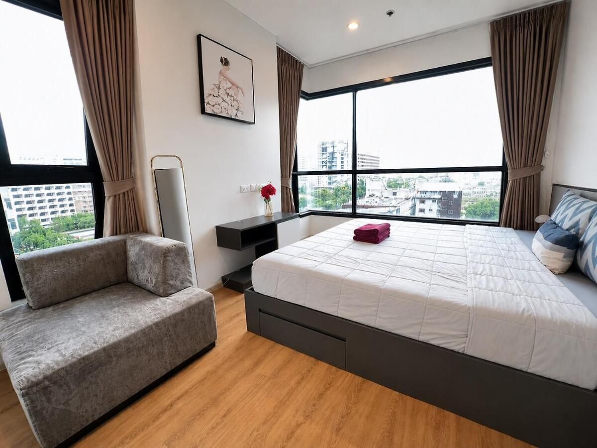 2 Bed Sea View Unit At Apartment Pattaya