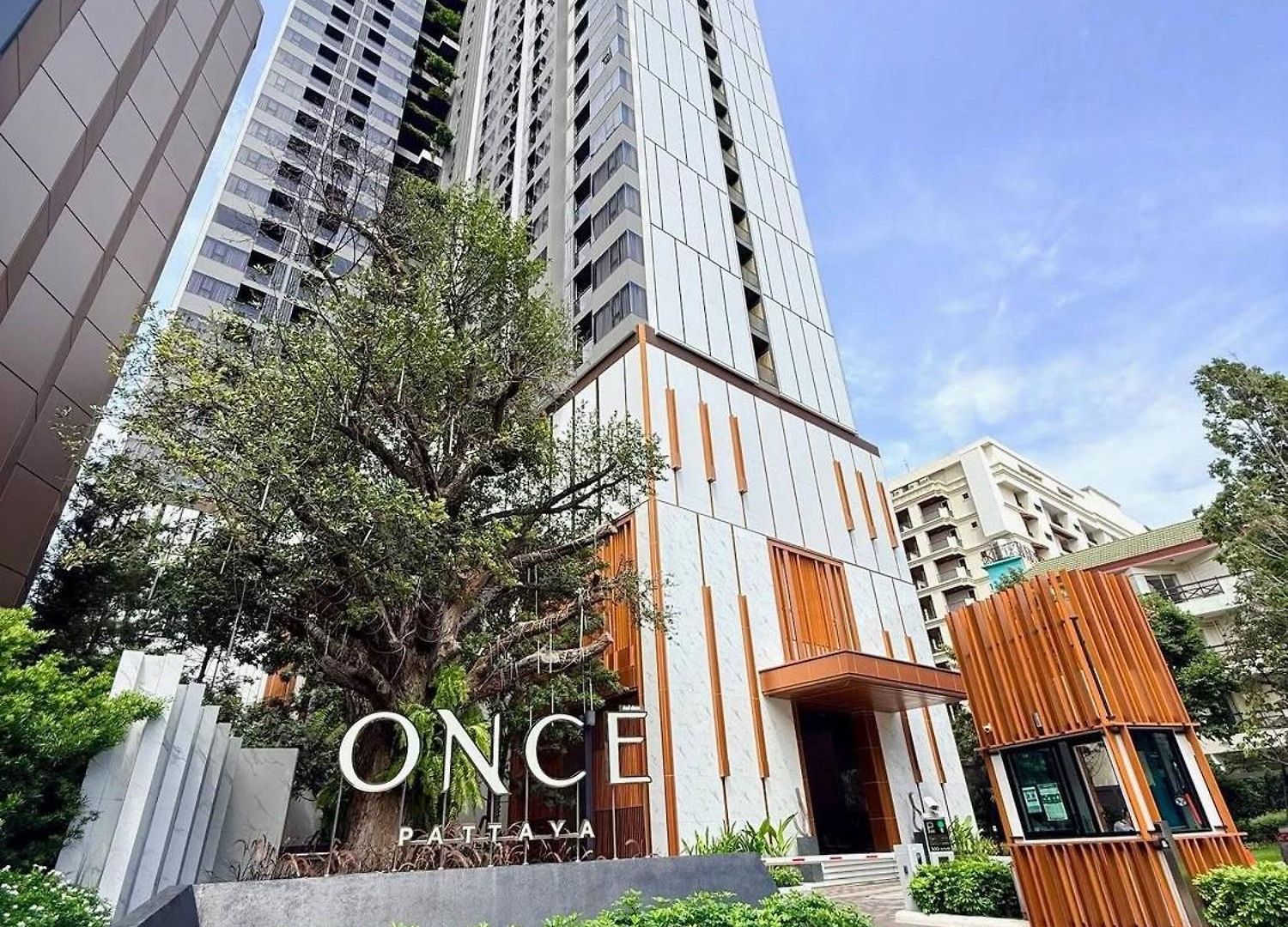 Luxury With Scenic Rooftop Pool Near Terminal 21 *